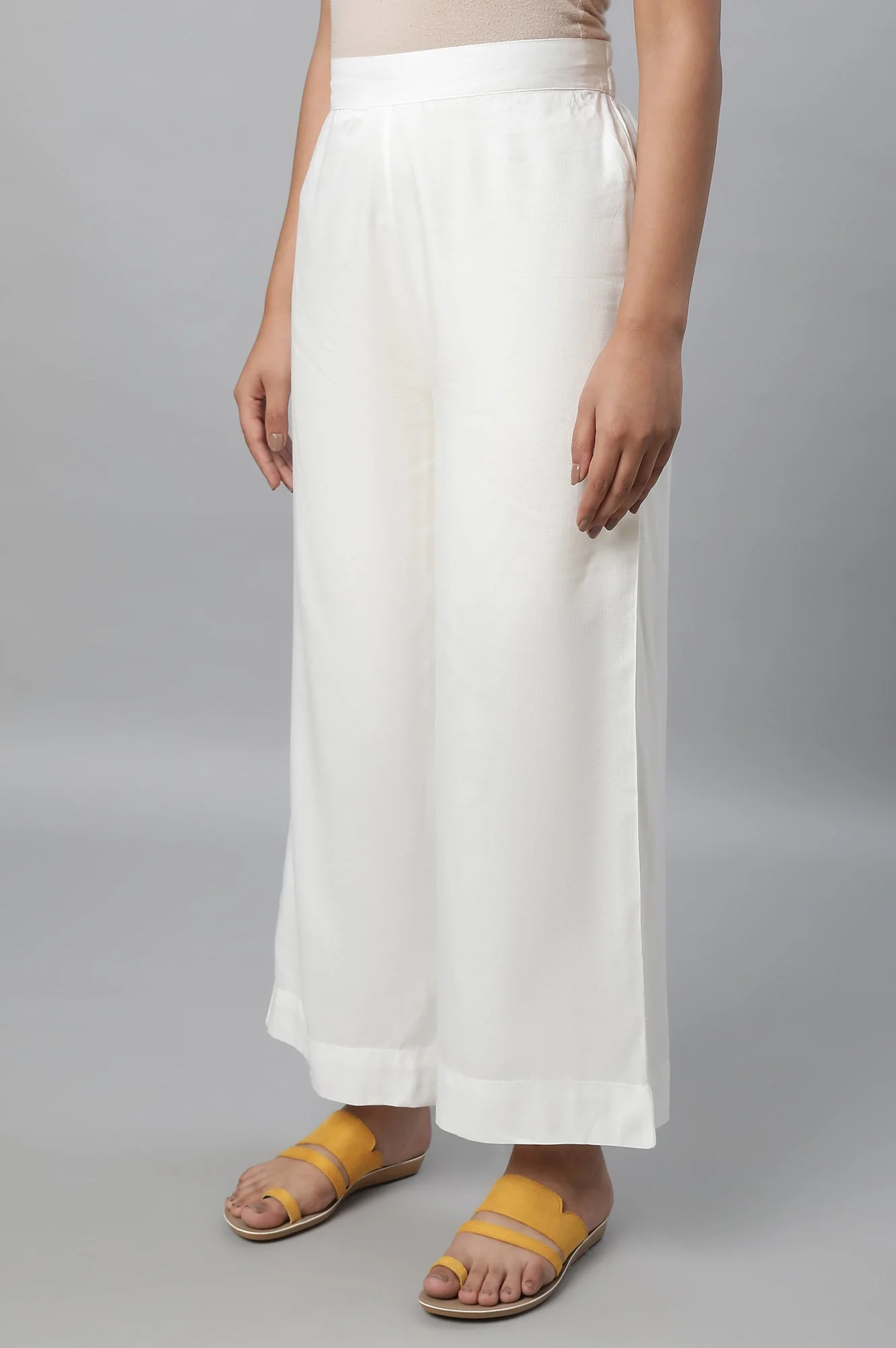 Off White Solid Straight-fit Woven Palazzo with Slip-On Closure - Image 3