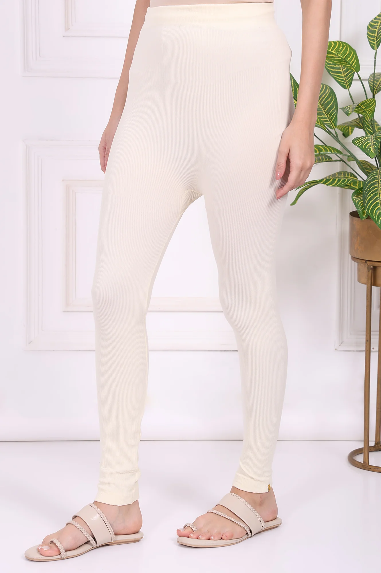 Off-White Textured Skinny Fit Tights - Image 2