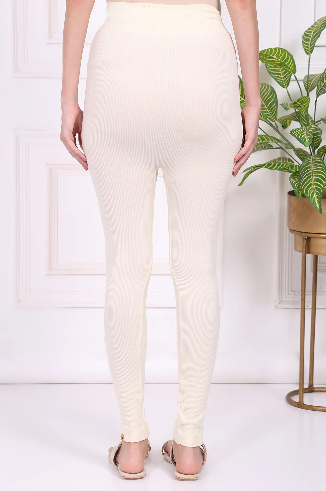 Off-White Textured Skinny Fit Tights - Image 4