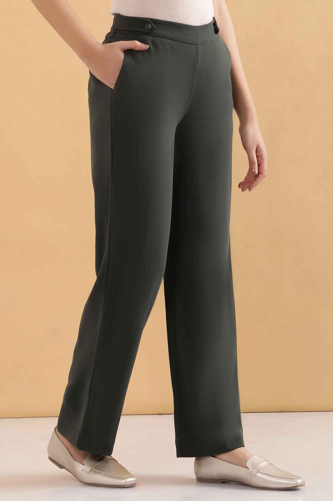 Olive Green Solid Straight-fit Woven Pants with Side Pockets - Image 5