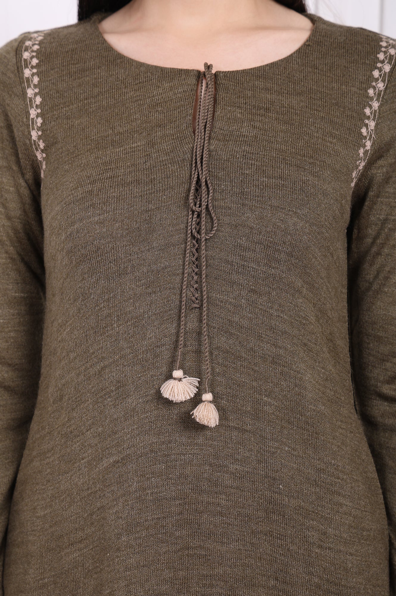 Olive Solid Embroidered Acrylic Straight Kurta - Image 3