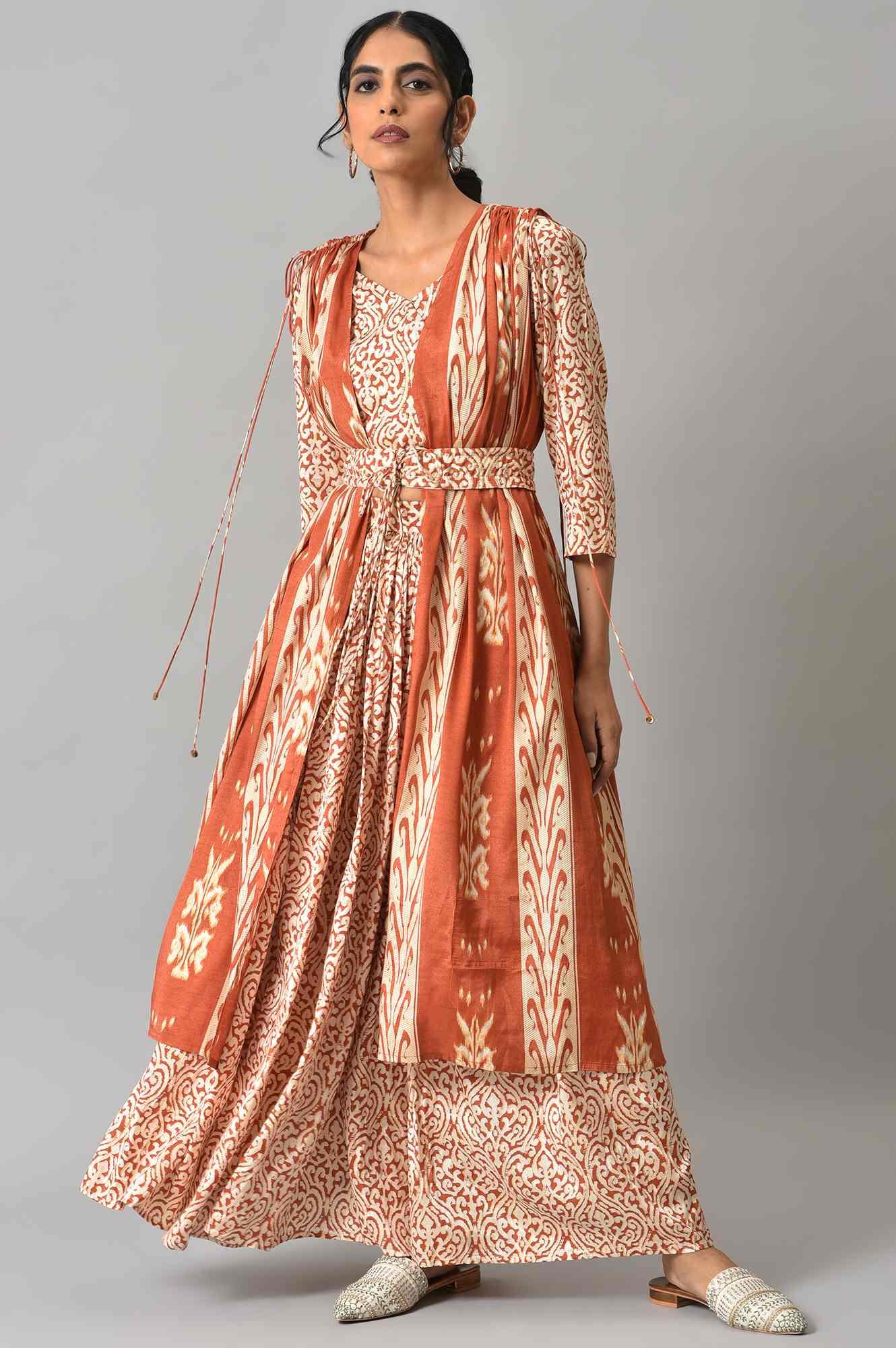 Orange Ikkat Printed Cape with Crop Top and Skirt Co-ord Set - Image 10