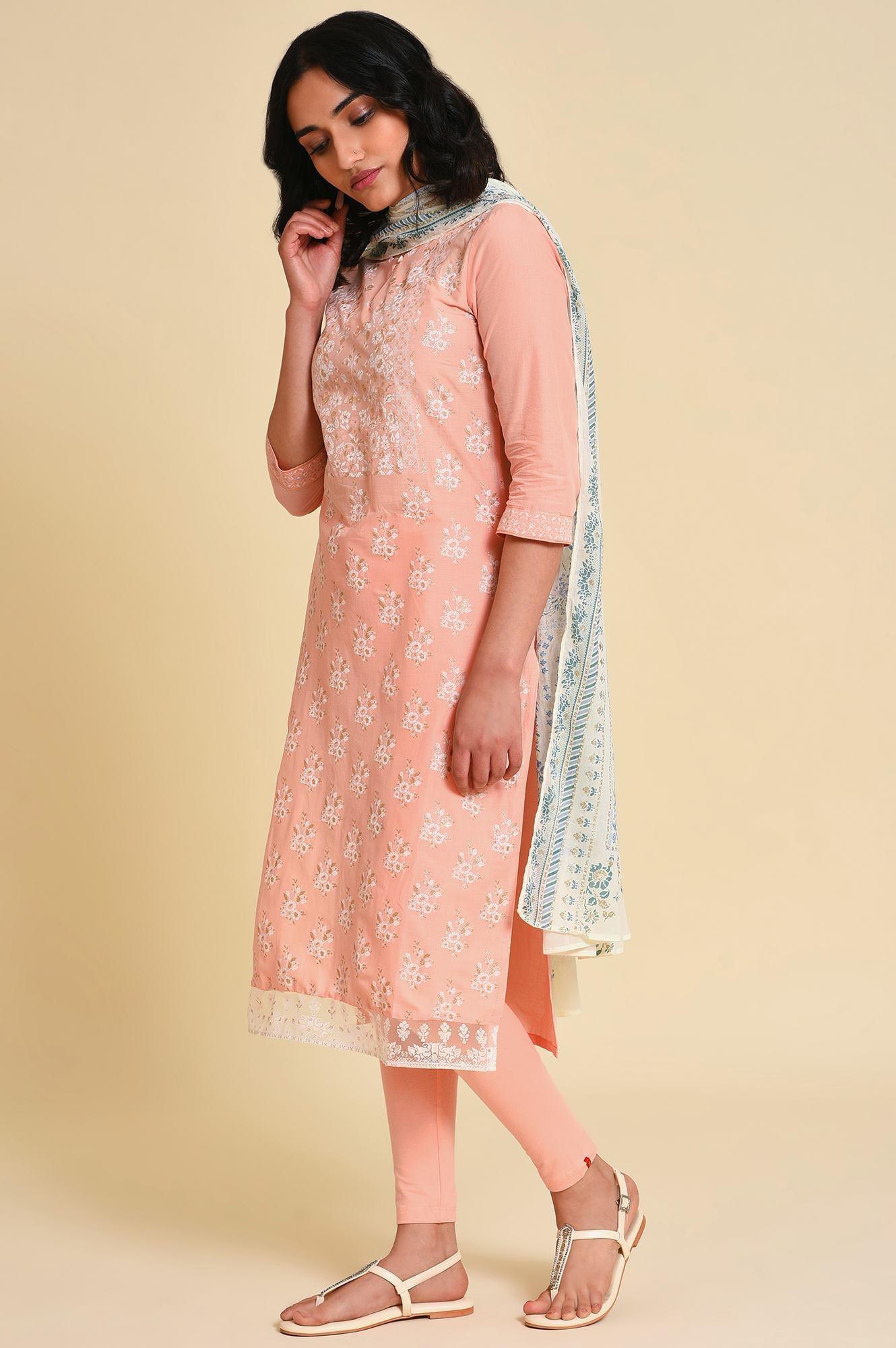 Peach Glitter Printed kurta Set - Image 3