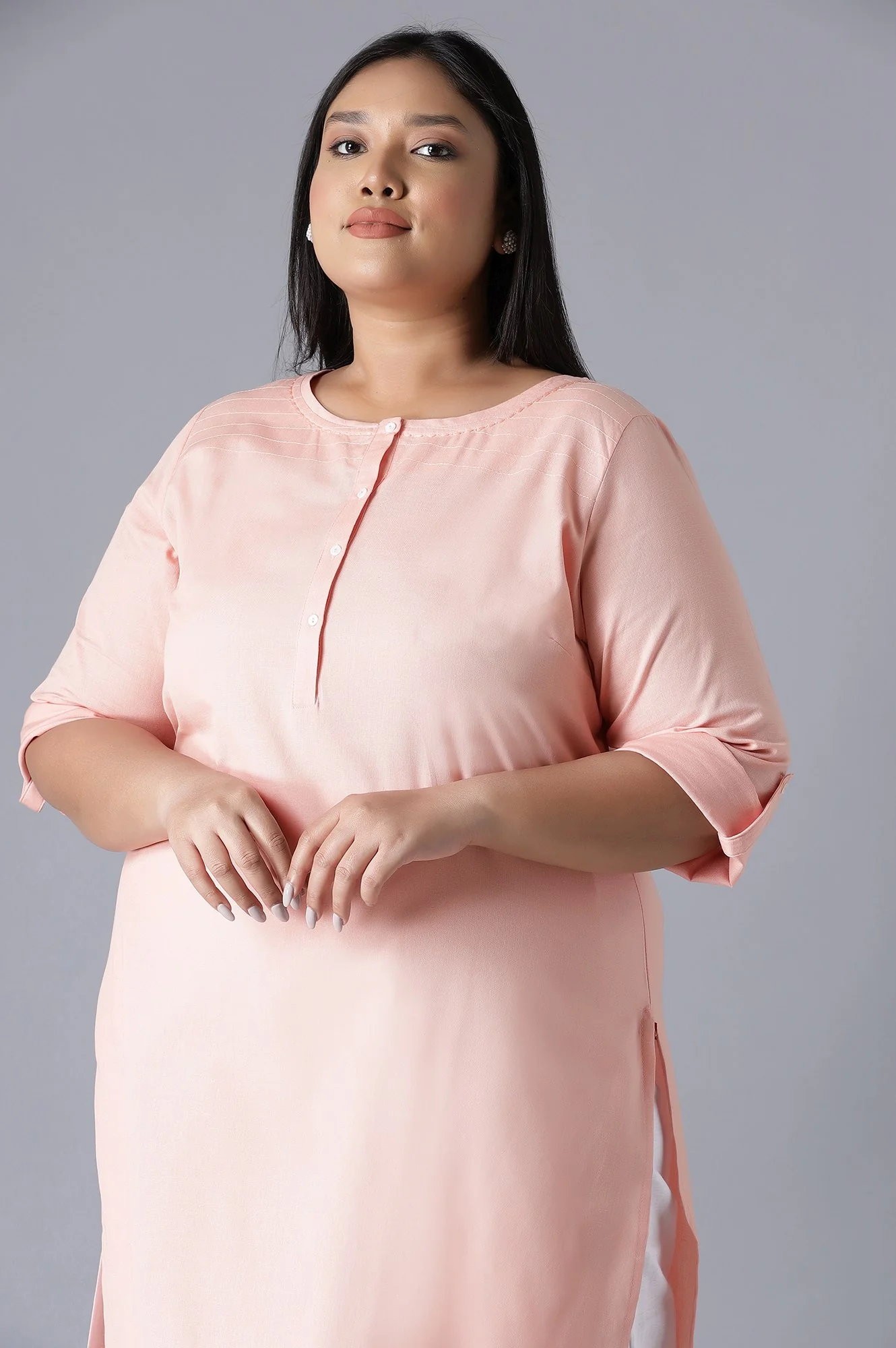 Peach Round Neck Solid kurta - Image 5