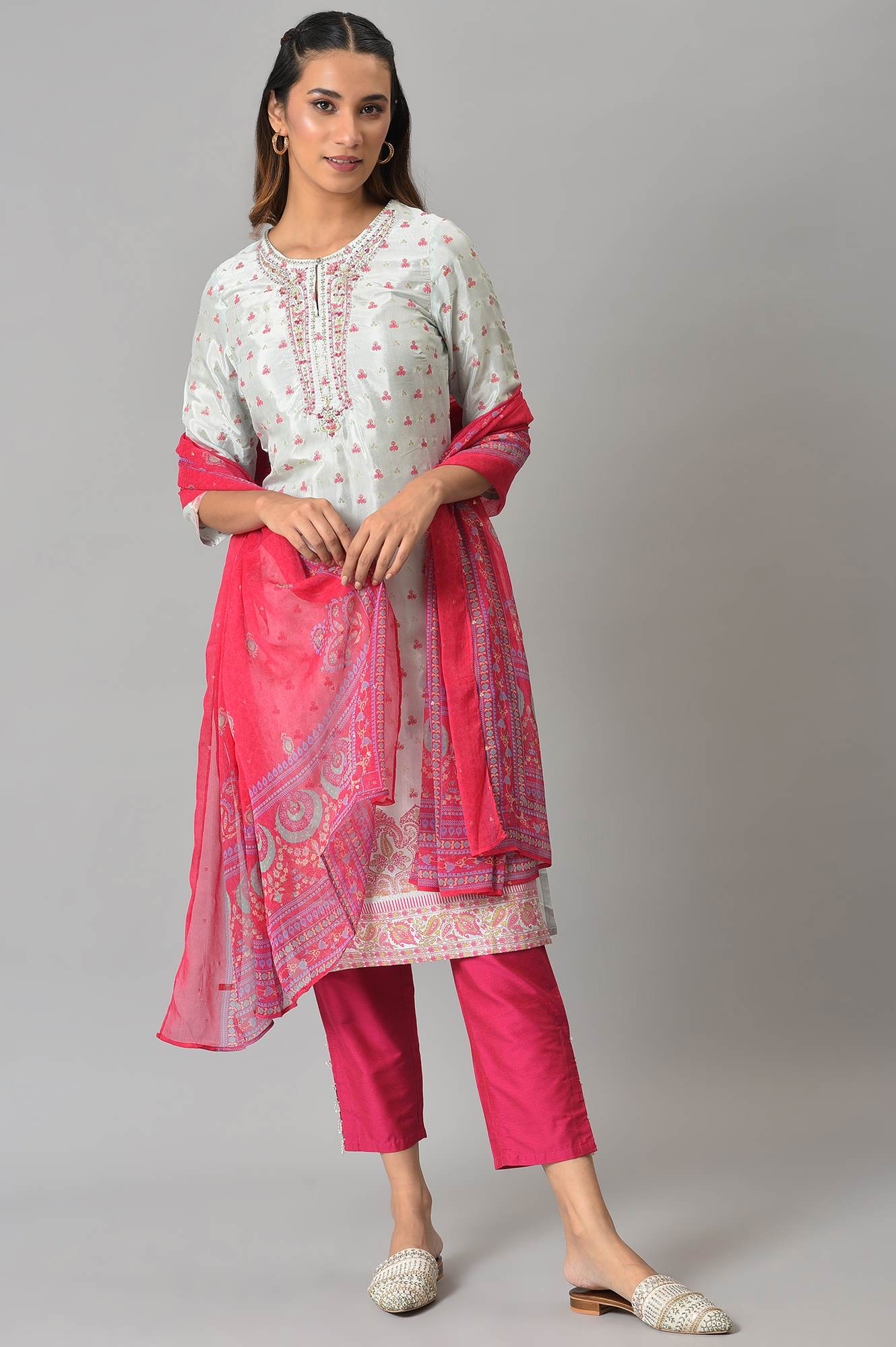 Pink Chiffon Floral Print Dupatta - Image 3