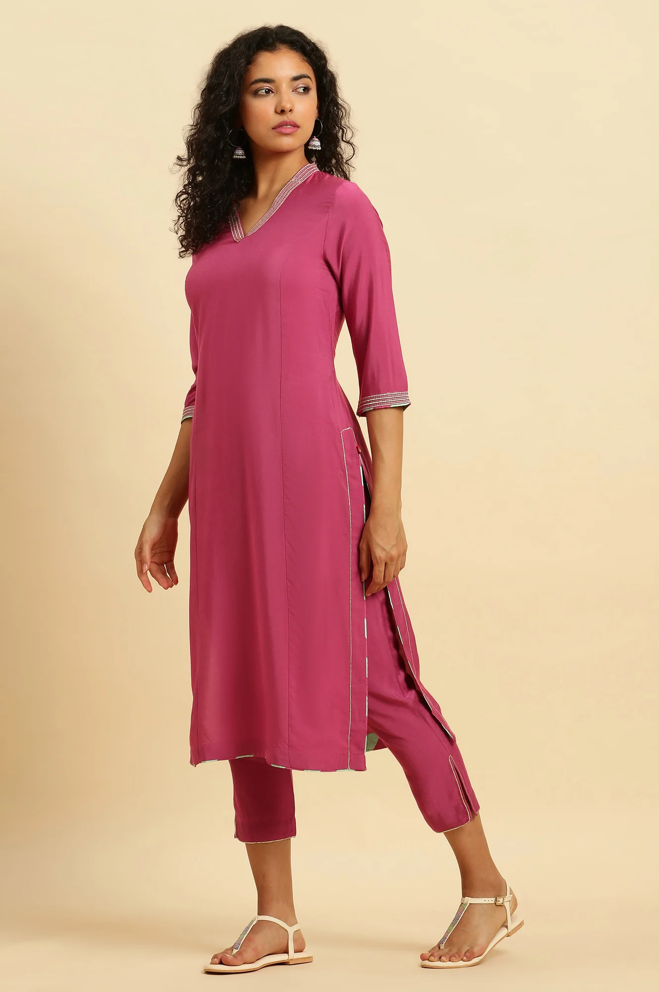 Pink Embellished Kurta, Pants And Jacquard Dupatta Set - Image 5