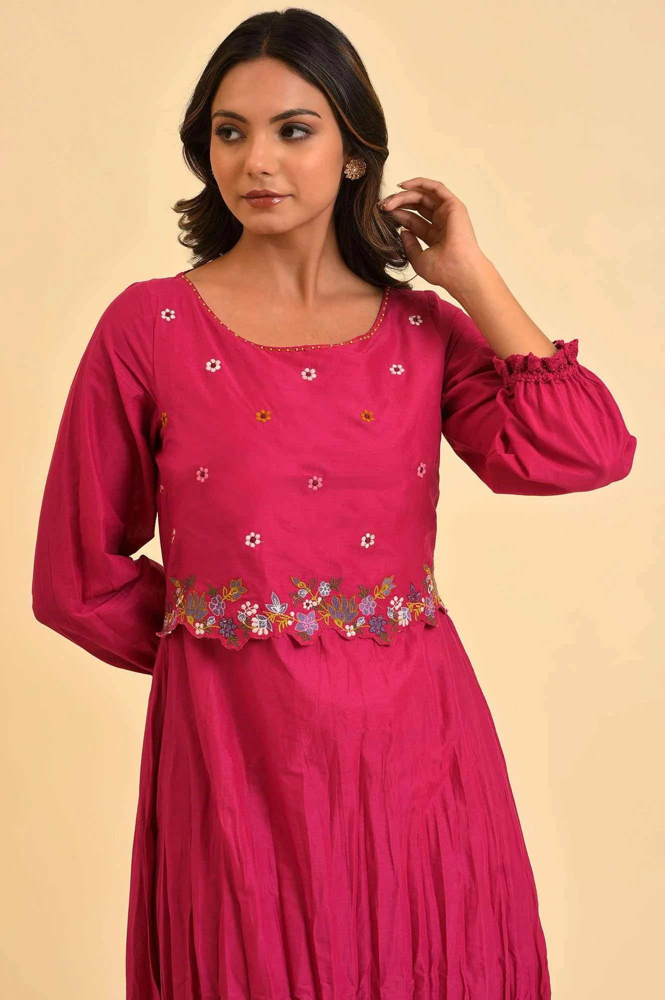 Pink Embroidered Crinkled kurta - Image 5