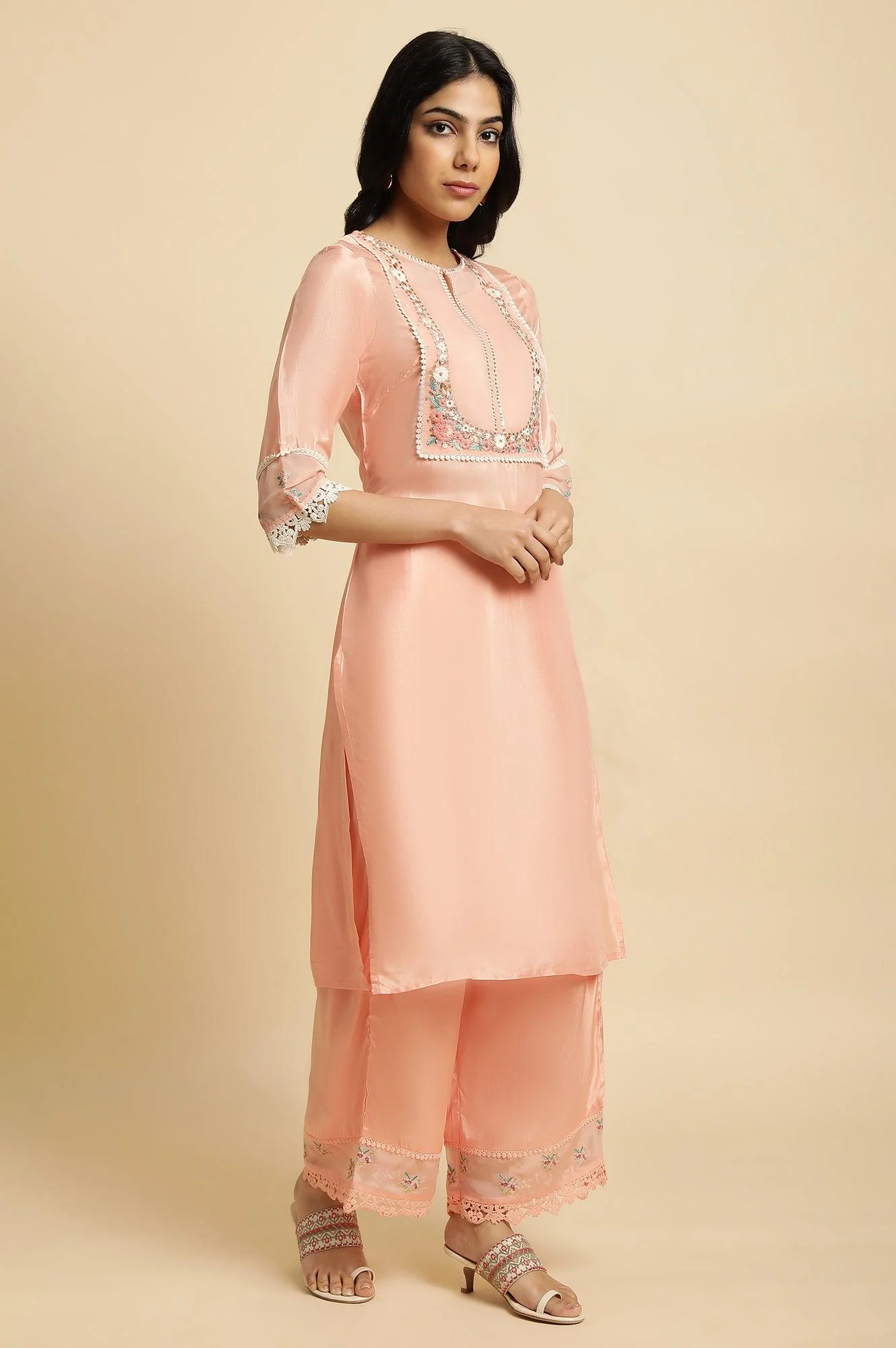Pink Embroidered Plus Size kurta Set - Image 4