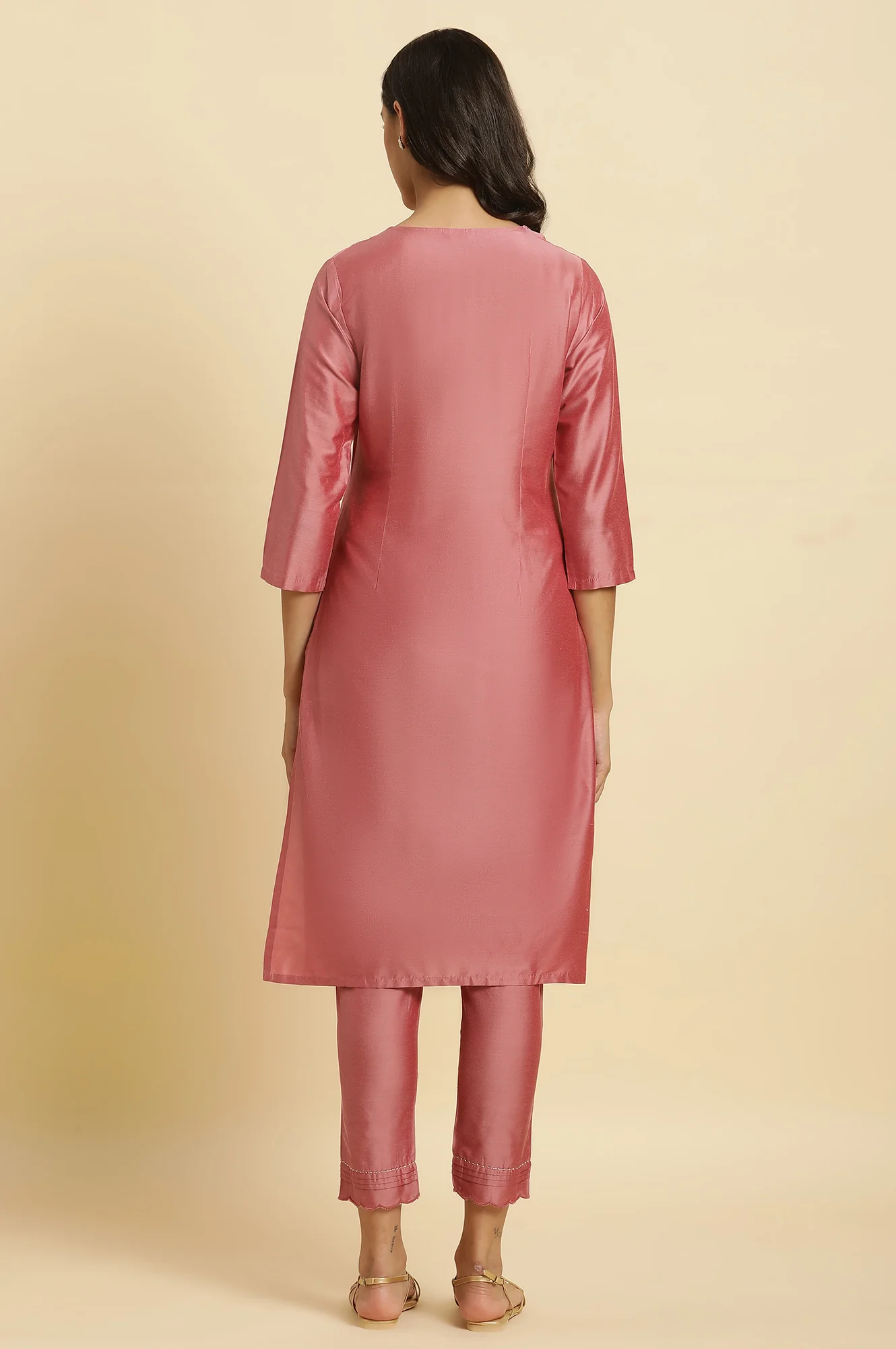 Pink Embroidered Thread Work Straight Kurta - Image 4