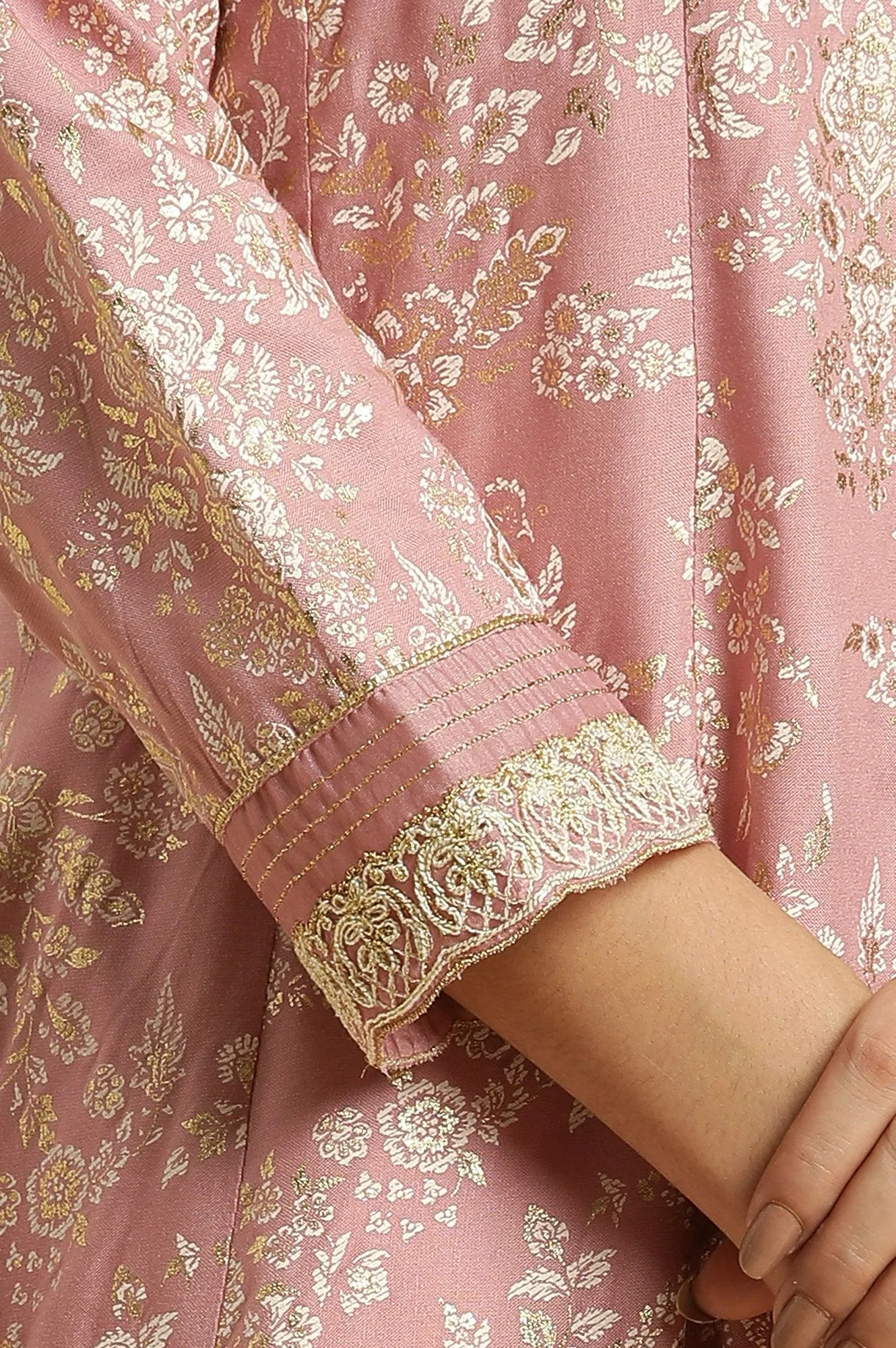 Pink Floral Foil Printed Flared Kurta - Image 6