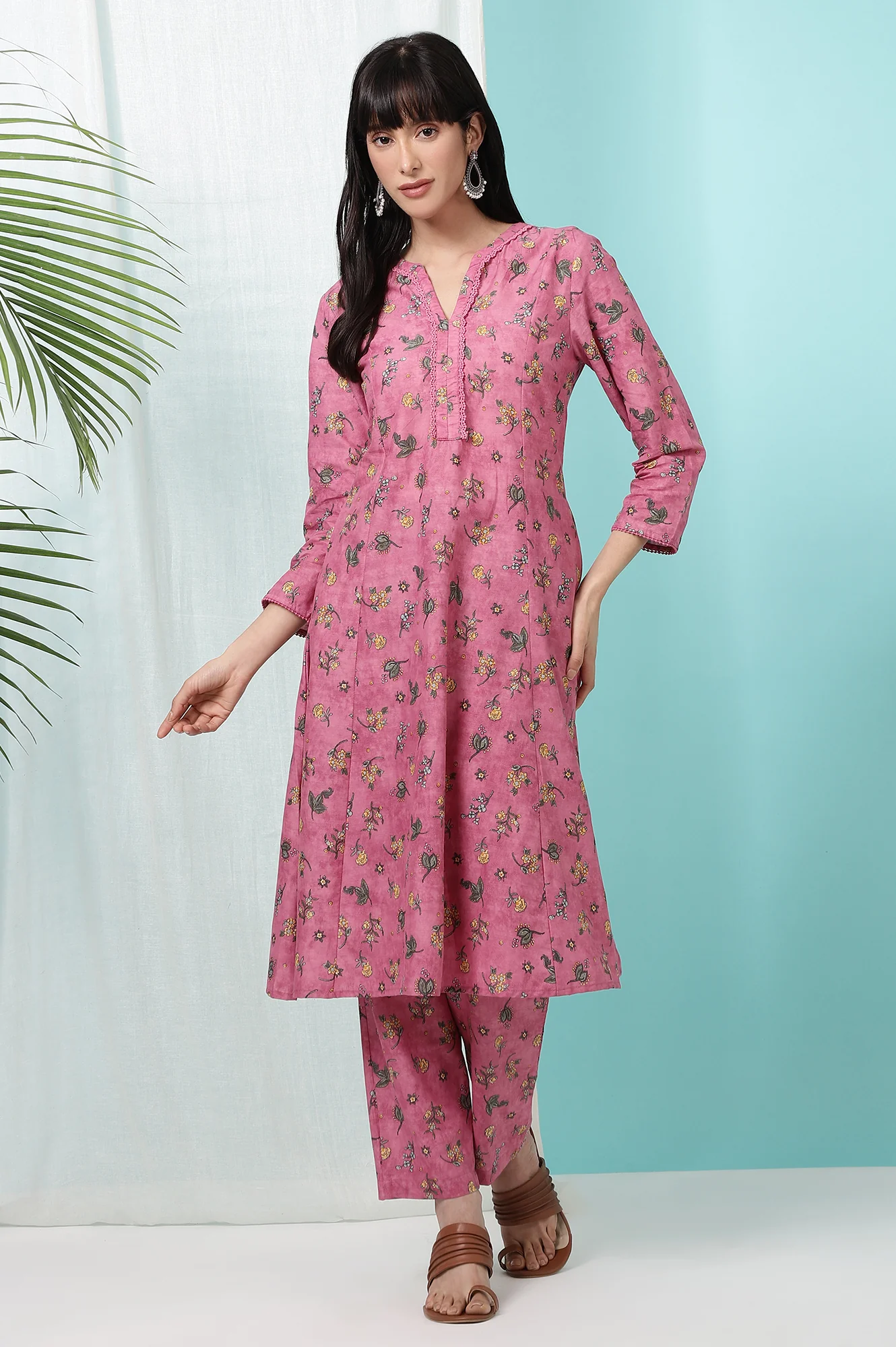 Pink Floral Printed Pure Cotton A-line Kurta and Pants Co-ord Set - Image 2