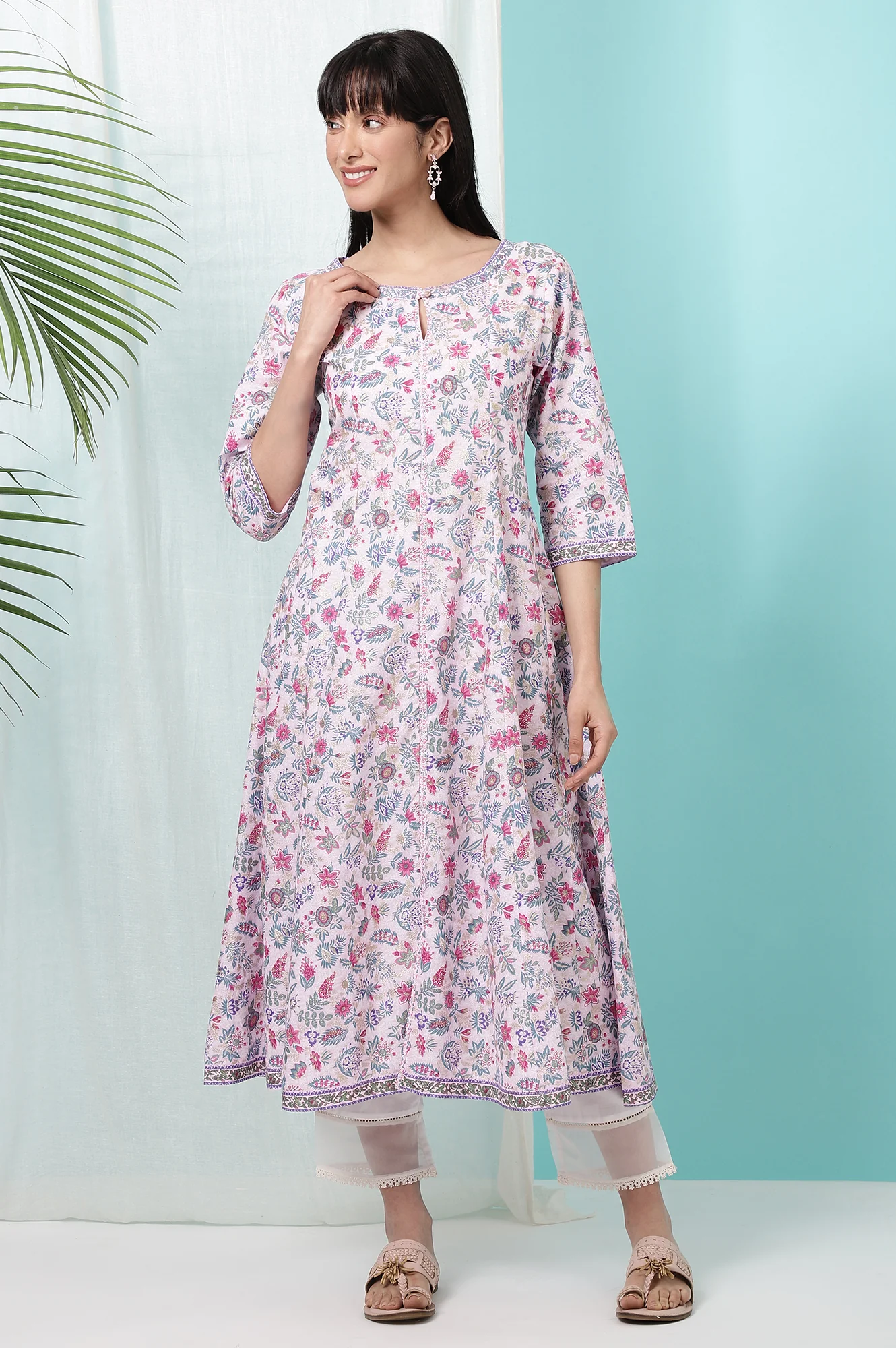 Pink Floral Glitter Printed Pure Cotton Anarkali Kurta - Image 3
