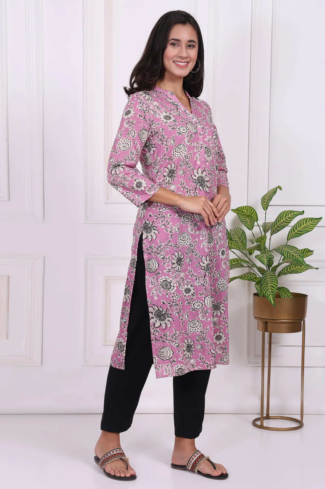 Pink Floral Printed Pure Cotton Straight Kurta - Image 6