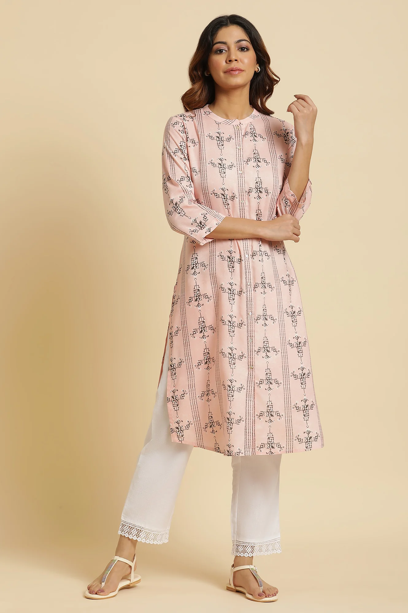 Pink Geometric Straight Rayon Kurta - Image 2
