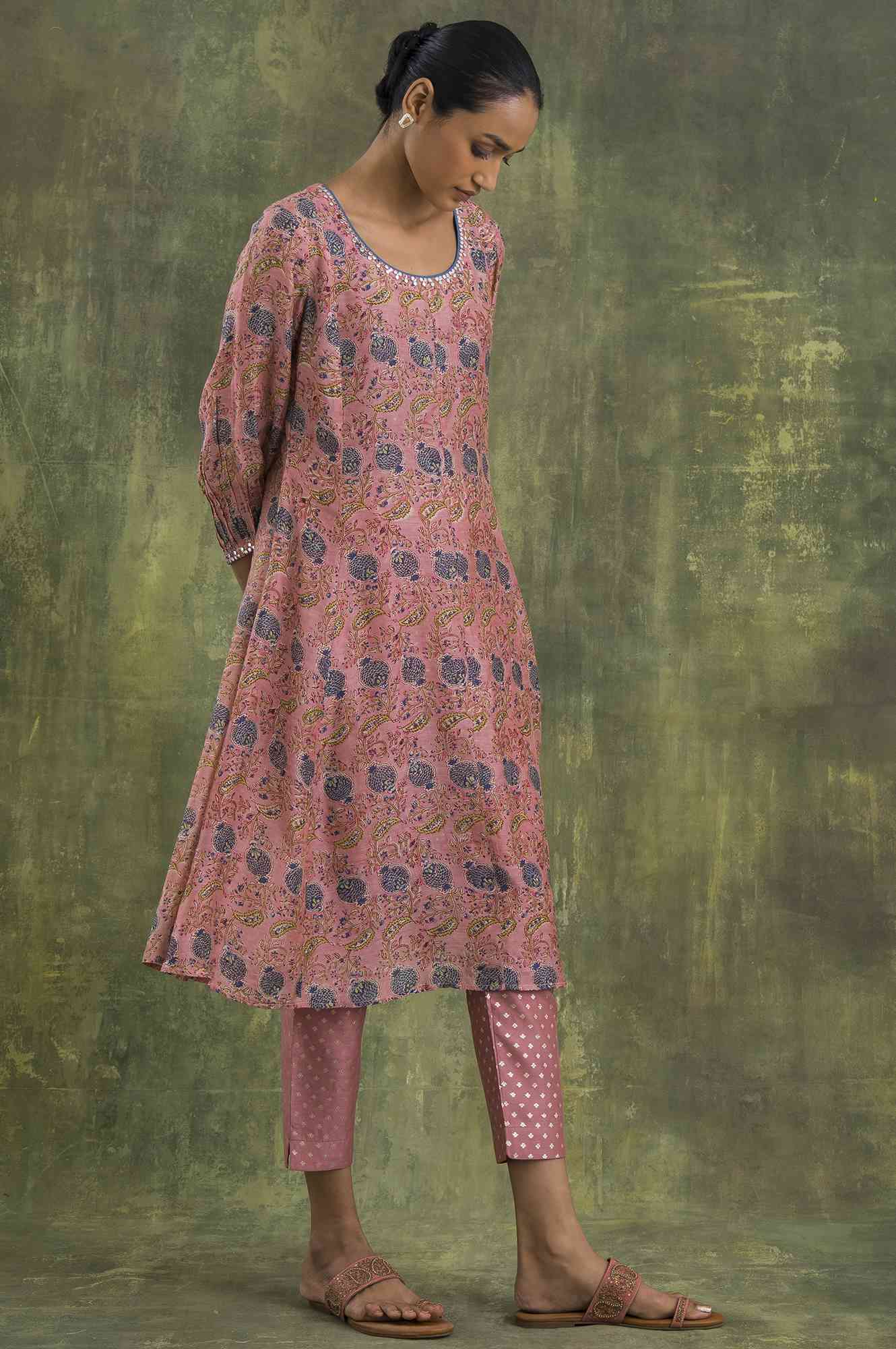 Pink Jacquard Slim Pants - Image 5