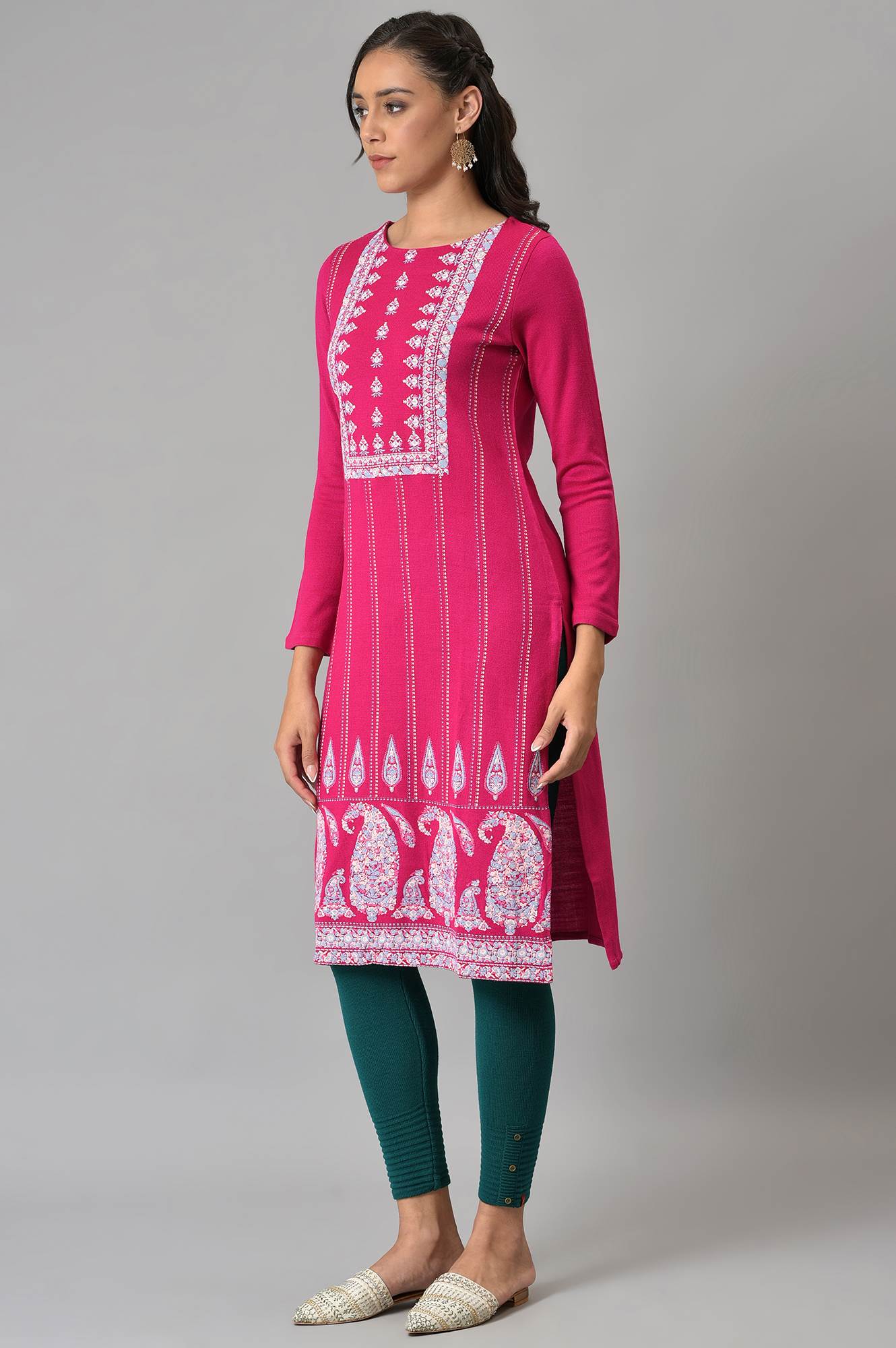 Pink Paisley Print Winter kurta - Image 3