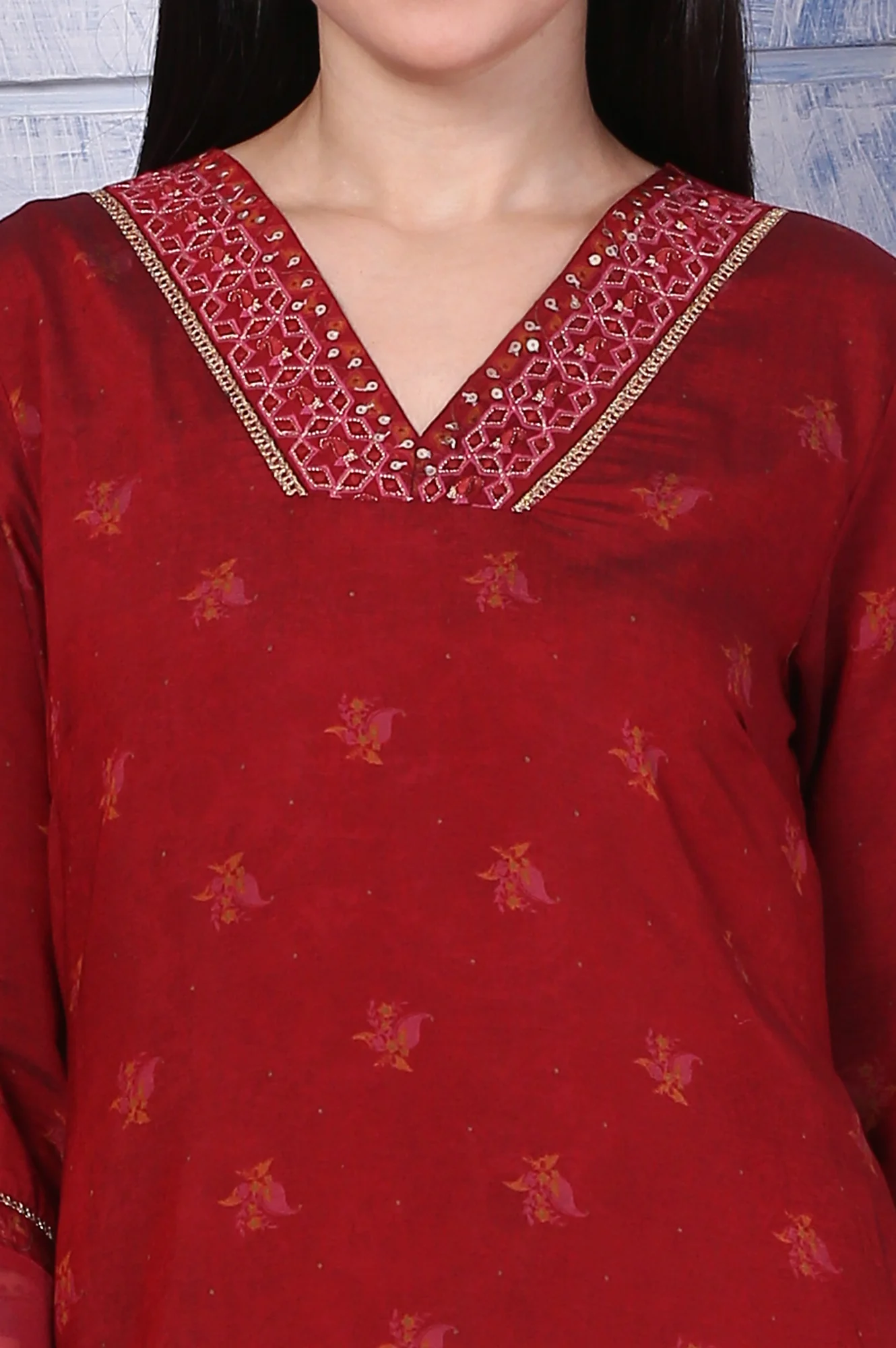 Pink Paisley Printed Thread Embroidered Crepe Flared Kurta - Image 3