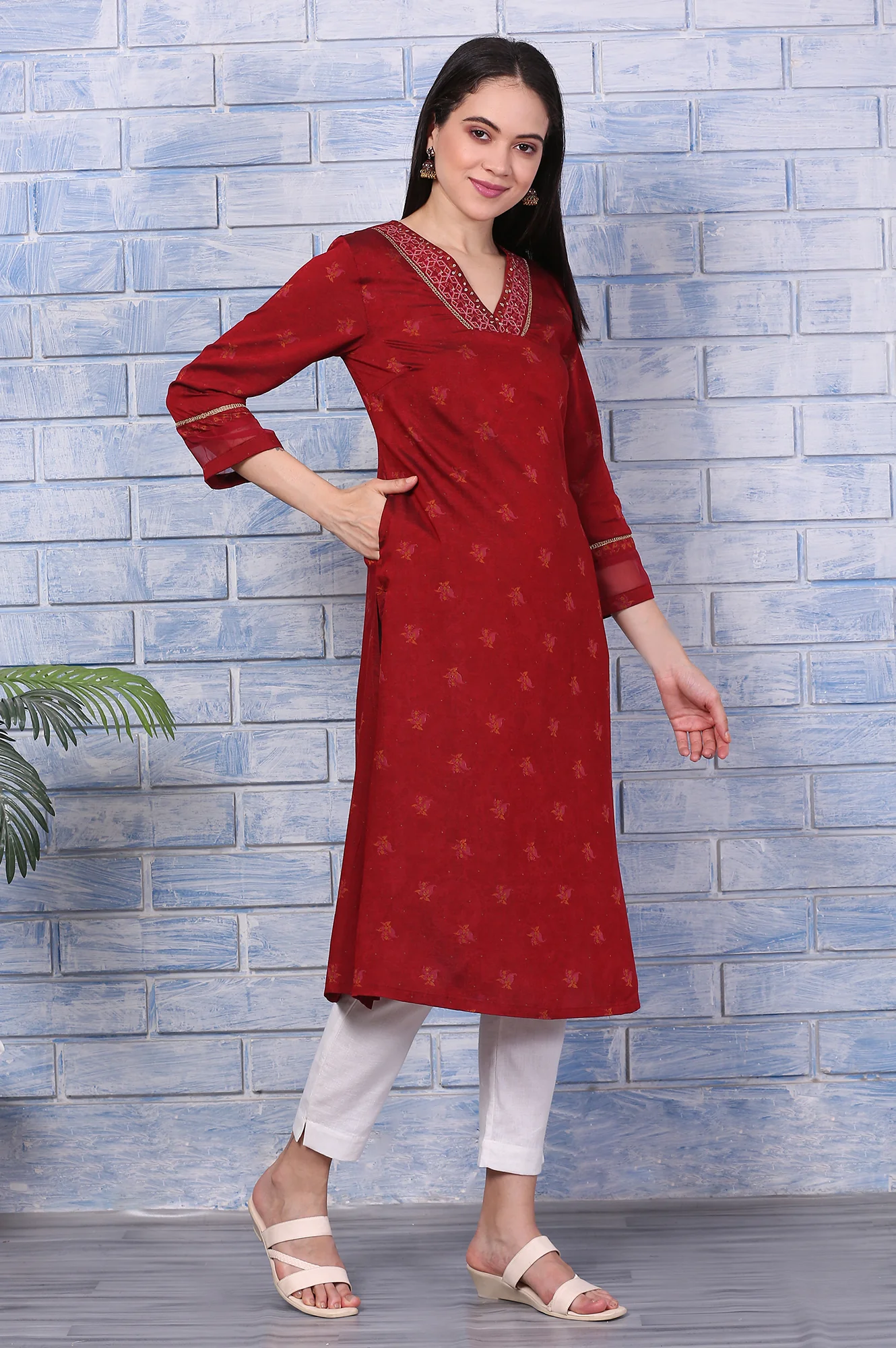 Pink Paisley Printed Thread Embroidered Crepe Flared Kurta - Image 6