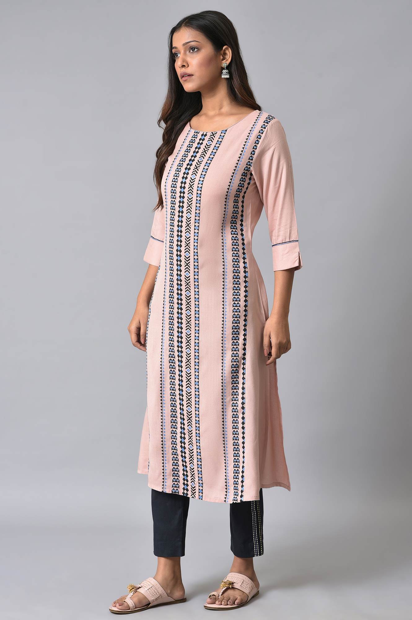 Pink Printed kurta Set - Image 3