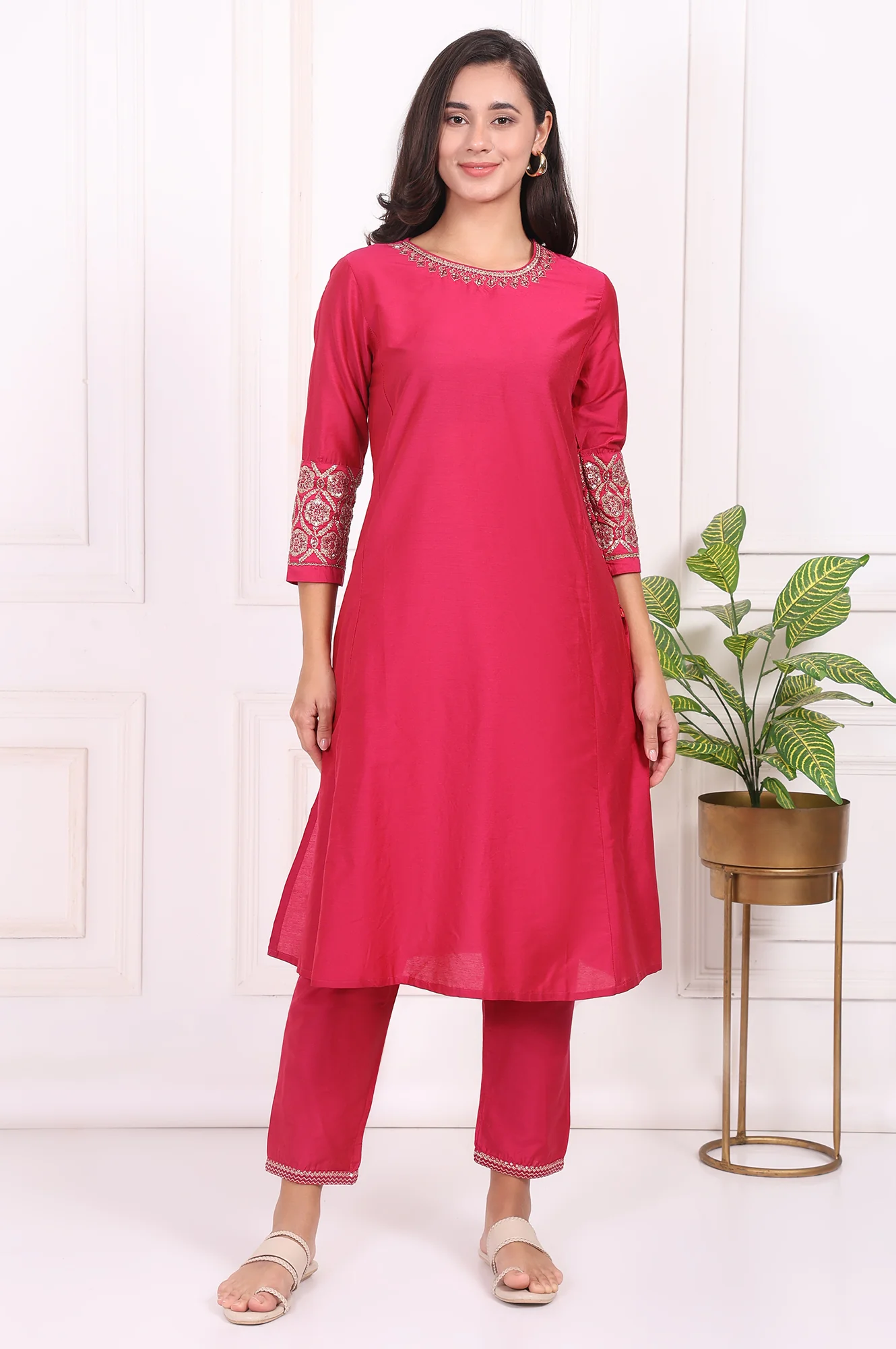 Pink Solid Embroidered Straight Kurta and Straight Pants Set - Image 2