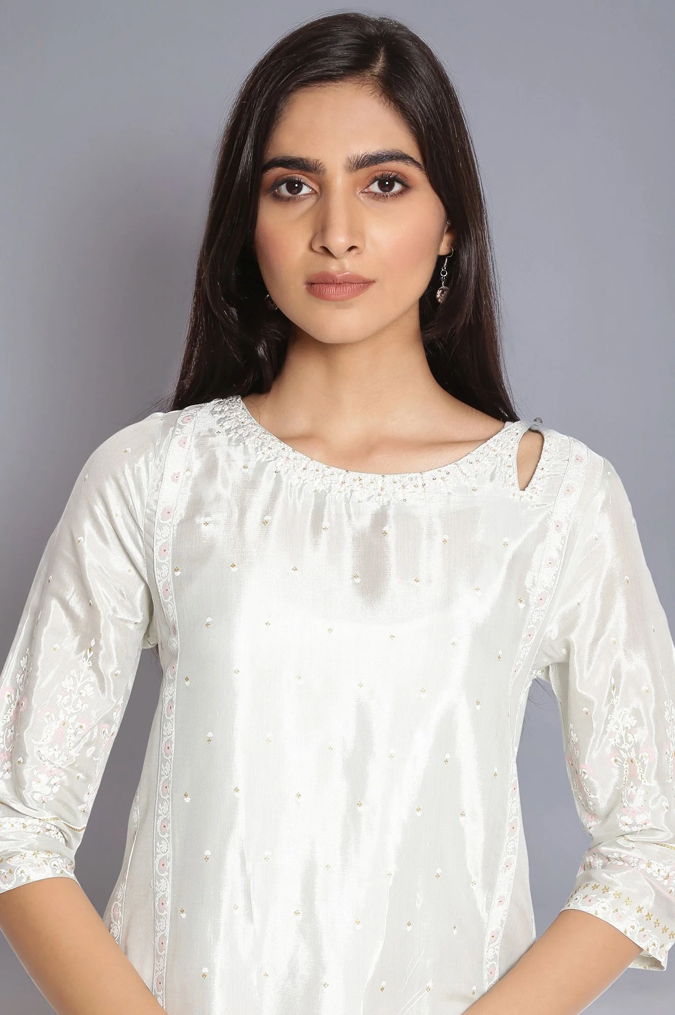 Pista Green Printed kurta with Embroidery - Image 5