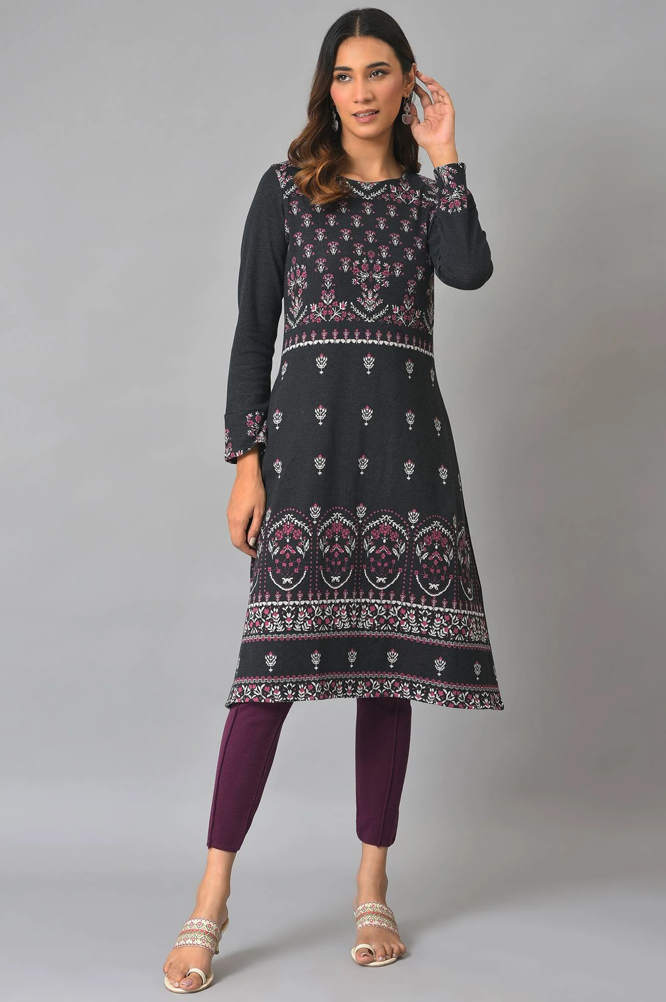 Plus Size Black A-Line Placement Printed Winter kurta - Image 2