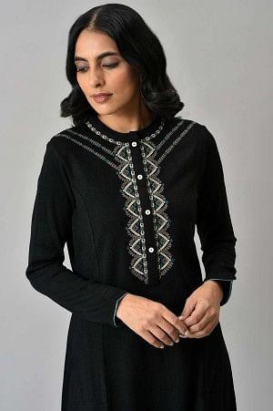 Plus Size Black Acrylic Statement Winter Kurta - Image 5
