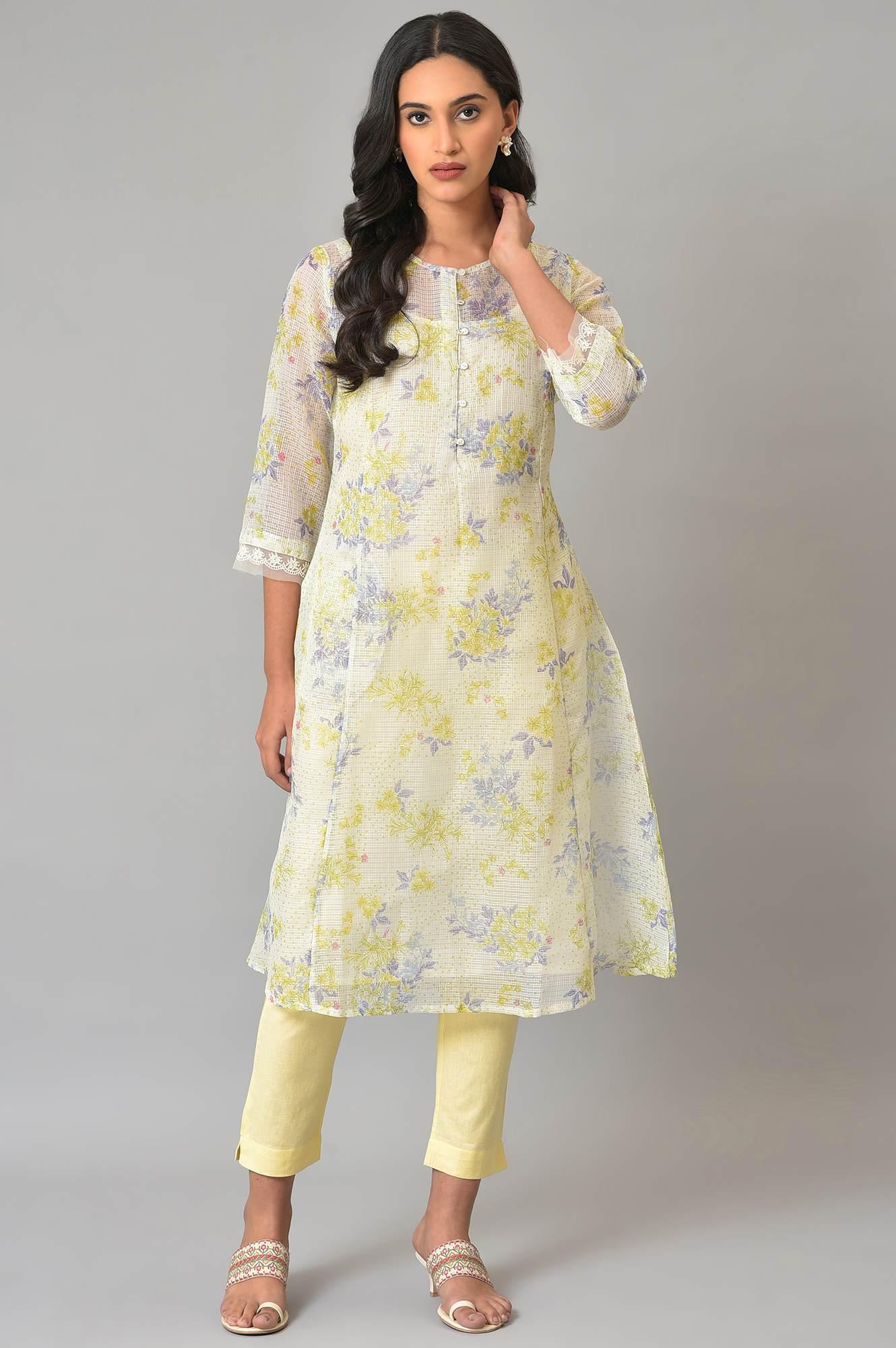 Plus Size Ecru Floral Printed Kota Jacket With Sleeveless Inner kurta - Image 6