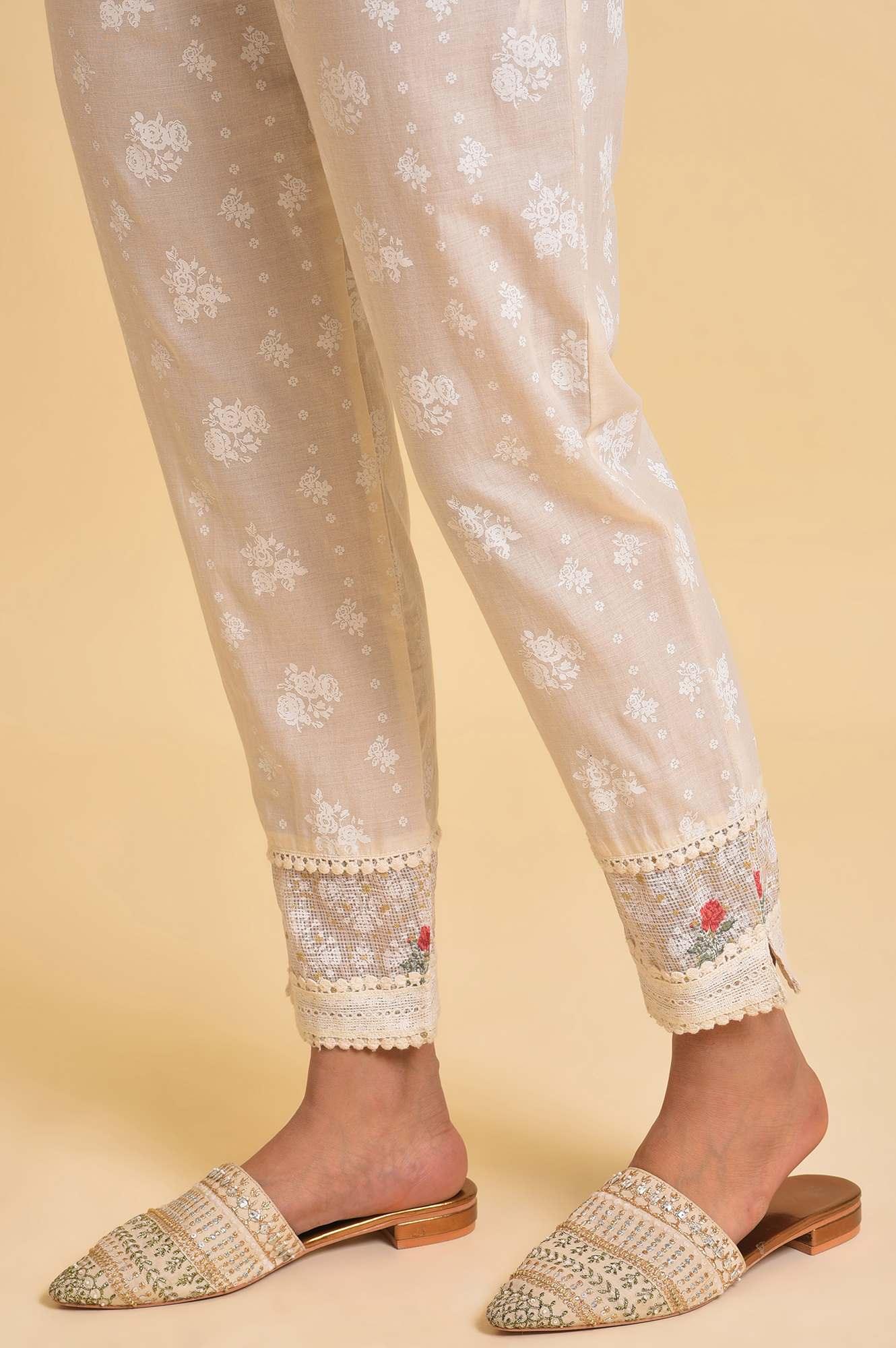 Plus Size Ecru Printed Festive kurta, Pants & Dupatta Set - Image 8