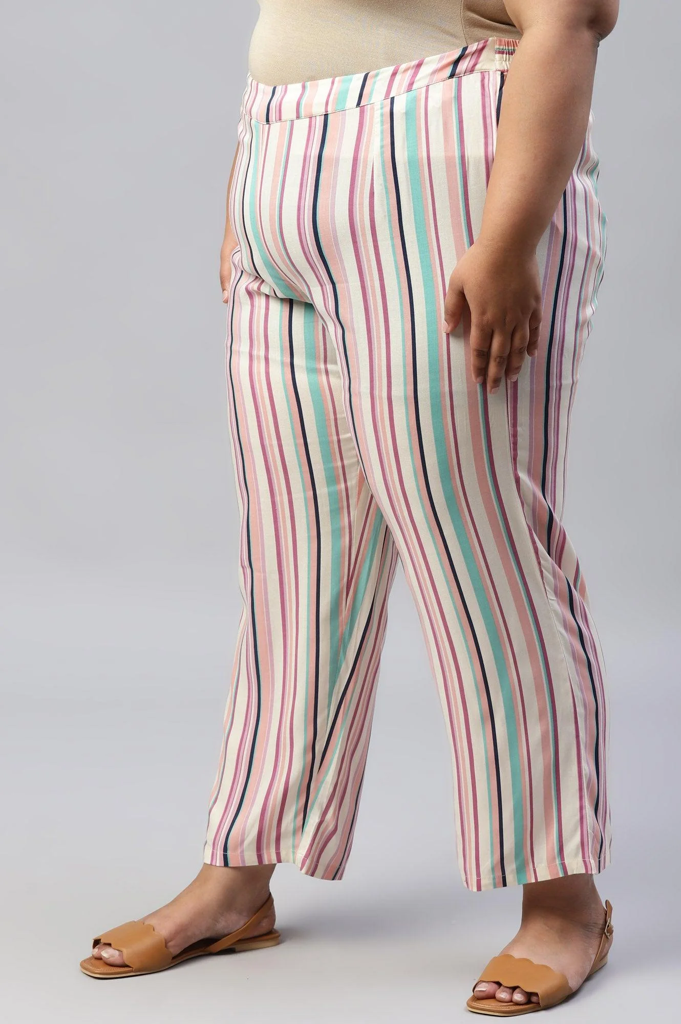 Plus Size Multicoloured Rayon Printed Parallel Pants - Image 3
