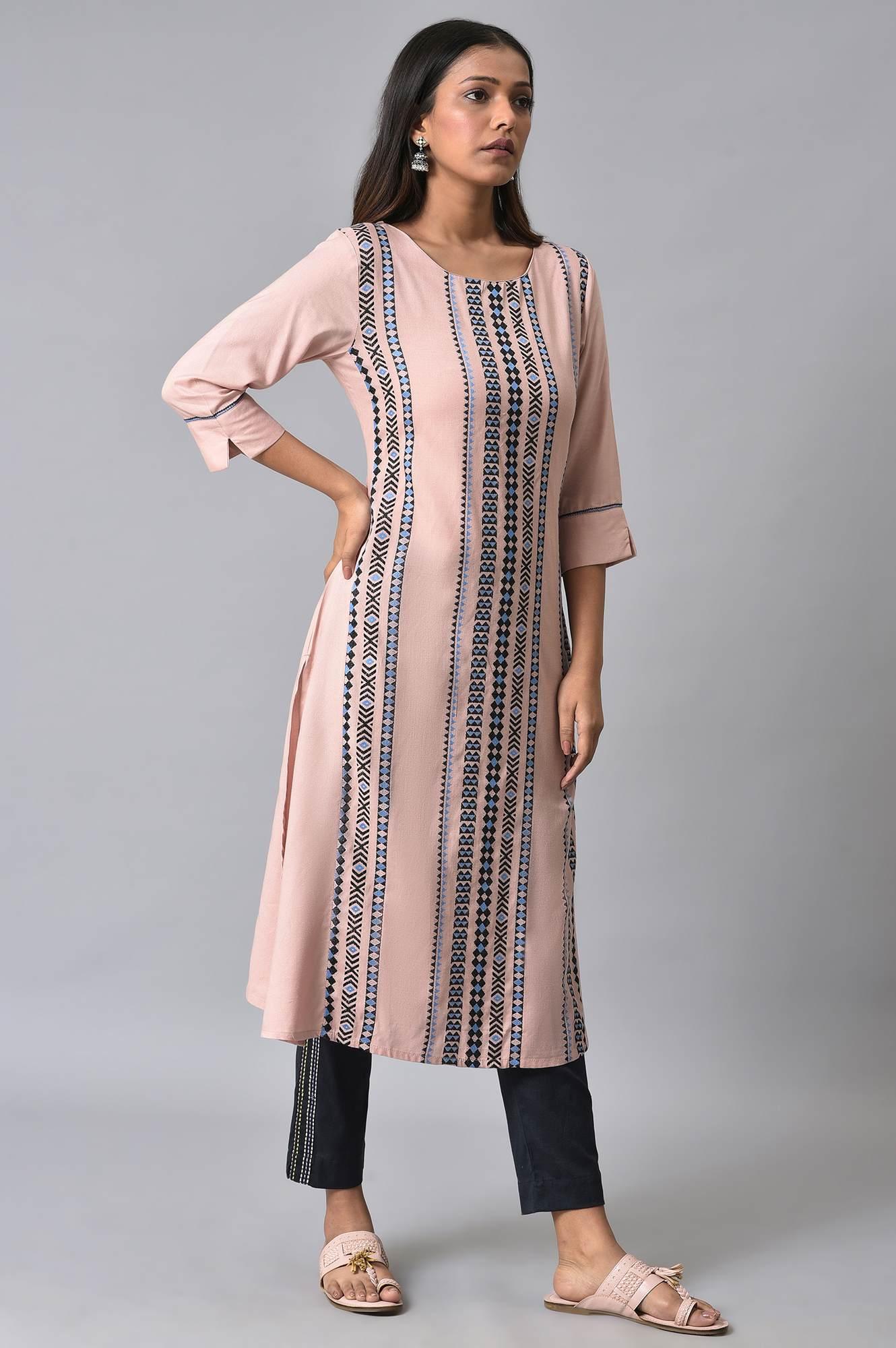 Plus Size Pink Dobby Printed kurta - Image 4