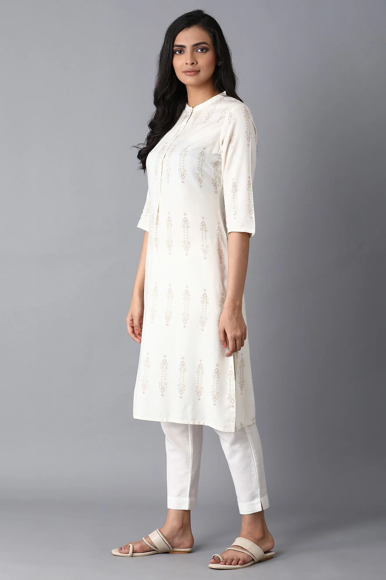 Printed White Kurta And Pink Thread Work Kurta Combo - Image 5