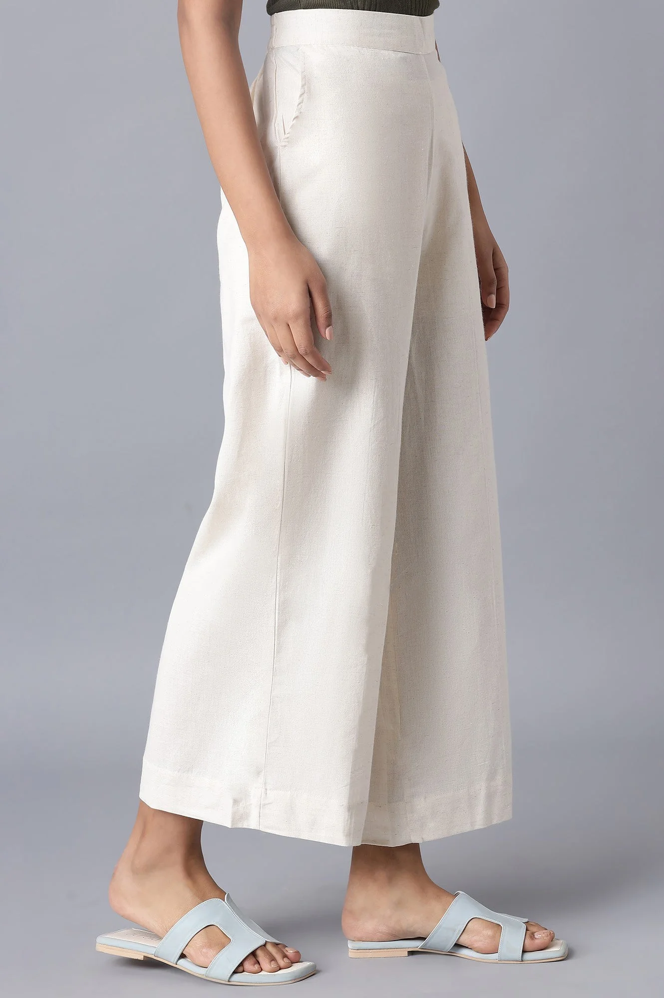Off White Solid Wide Leg Tencel Palazzo With Elasticated Waist - Image 4