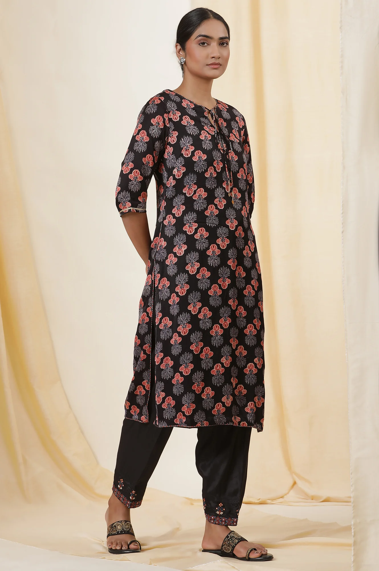 Black Ajrakh Kurta With Neck Tie-Up - Image 4