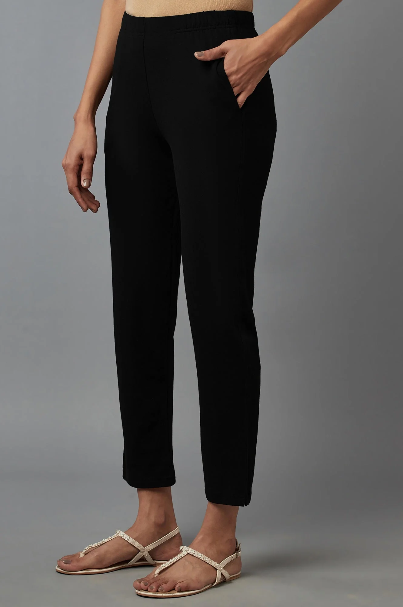 Black Solid Flared Cotton Pants With Elasticated Waist - Image 3