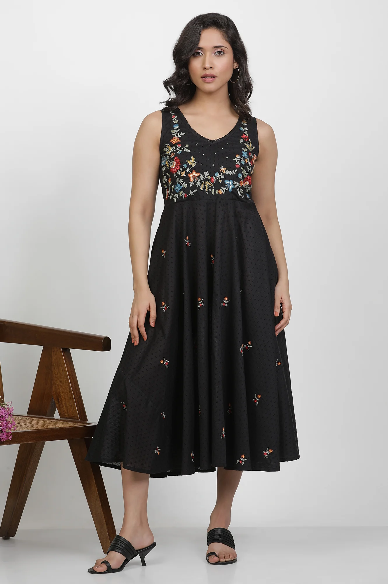 Black Cotton Sleeveless Dress With Embroidery - Image 2