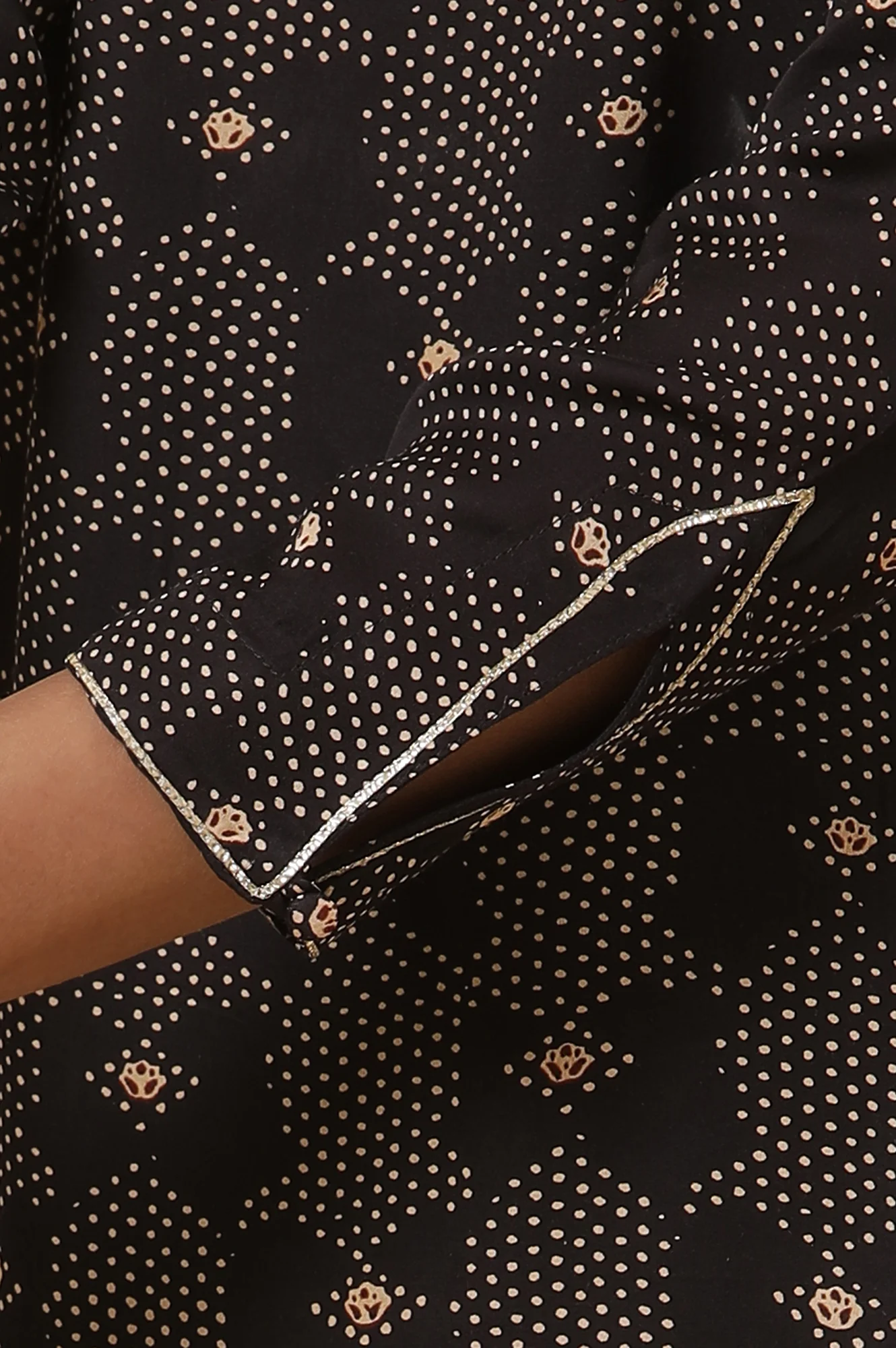 Black Printed Modal Sain Kurta With Neck Embroidery - Image 8