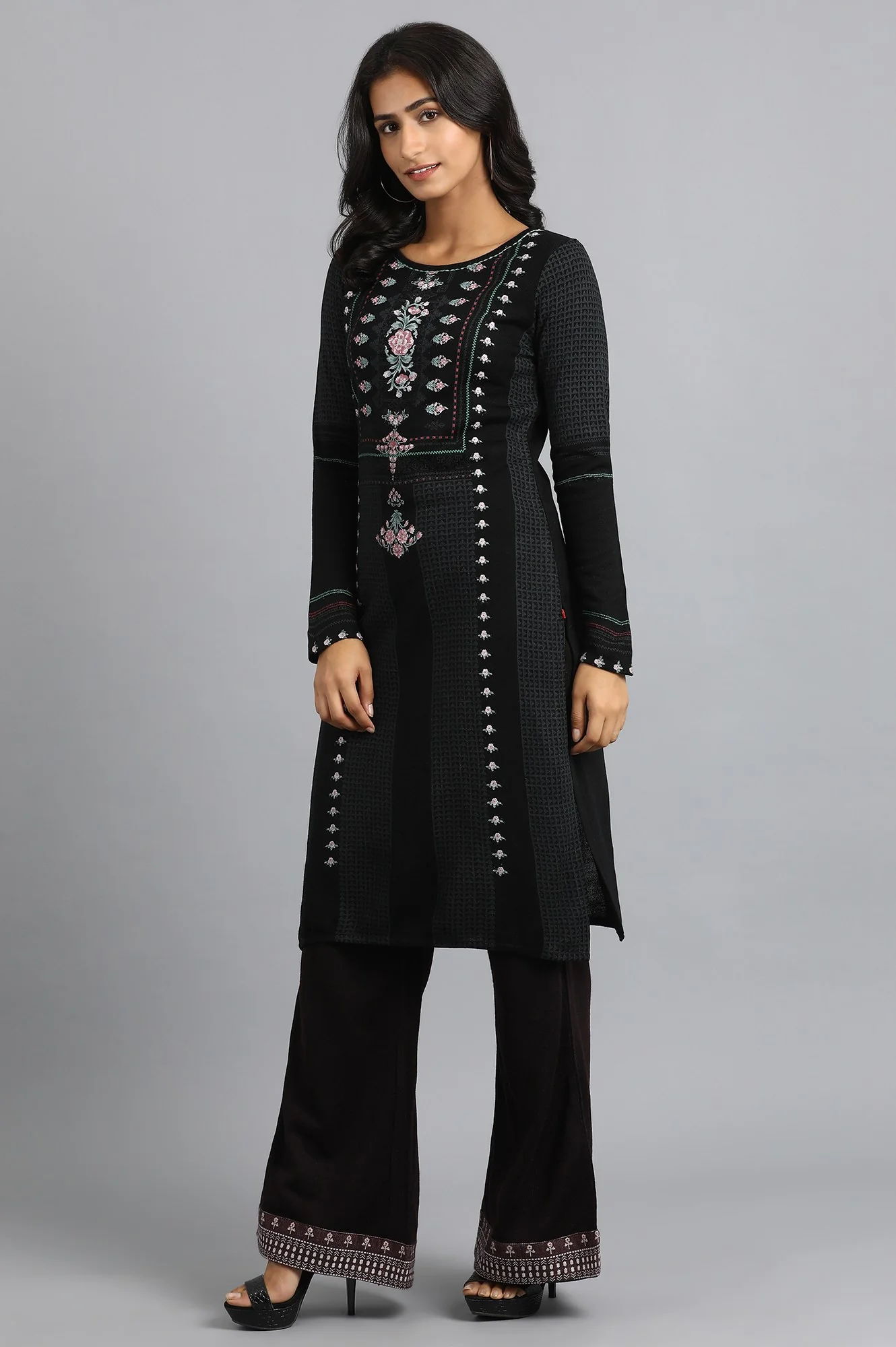 Black Round Neck Winter kurta - Image 3