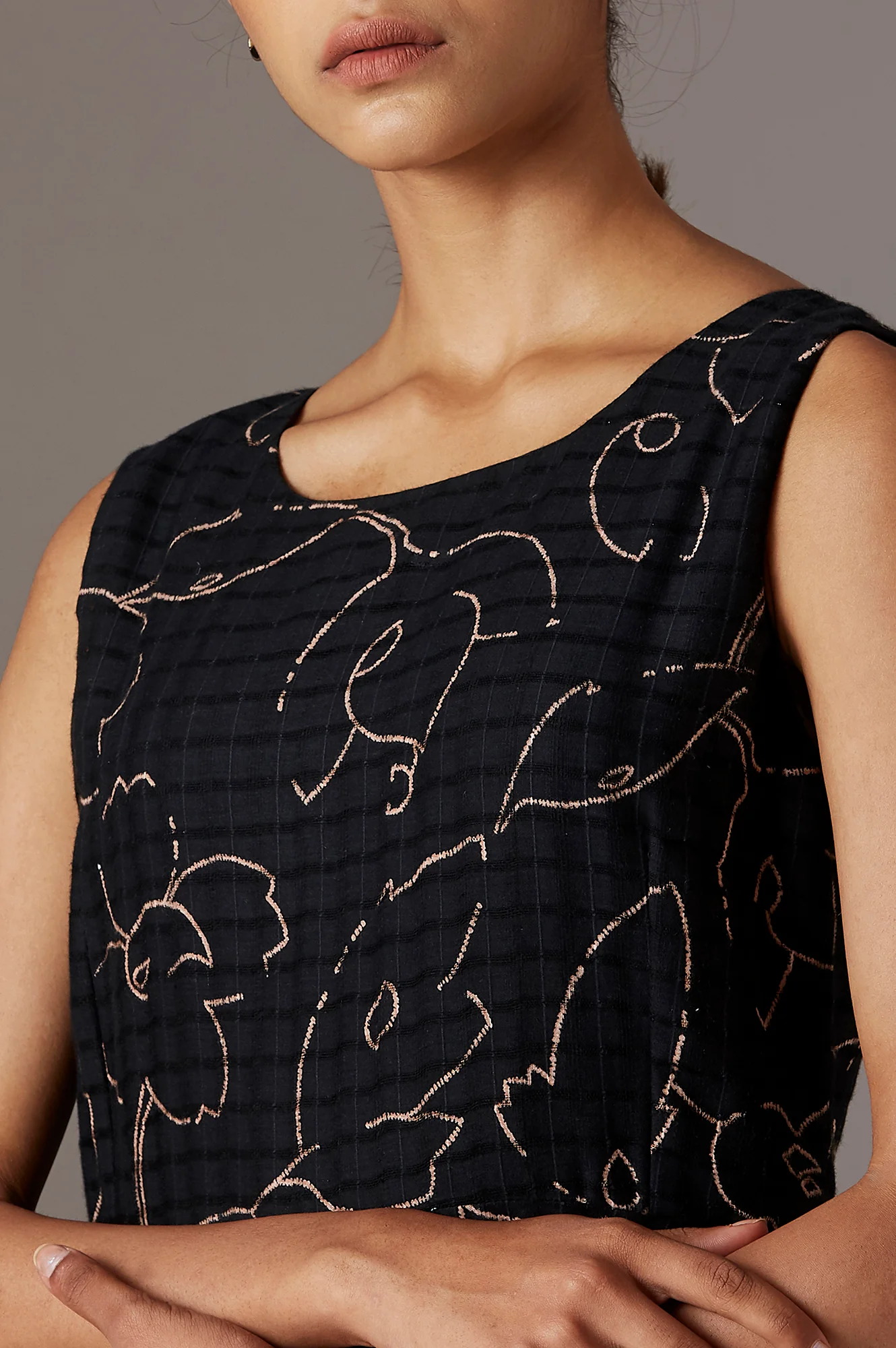 Black Sleeveless Y/D Dress - Image 5