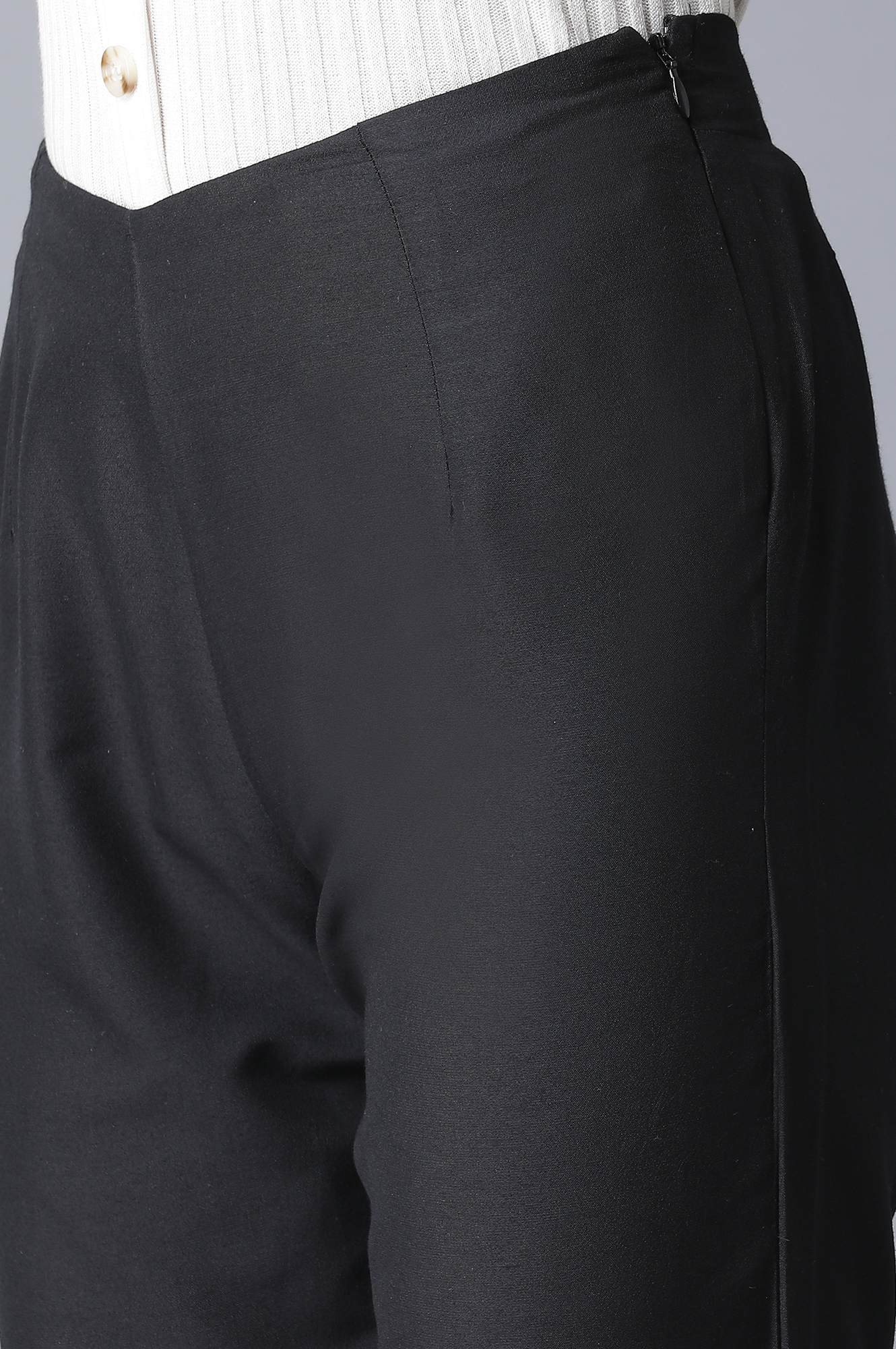 Black Slim Fit Ankle Length Pants - Image 7