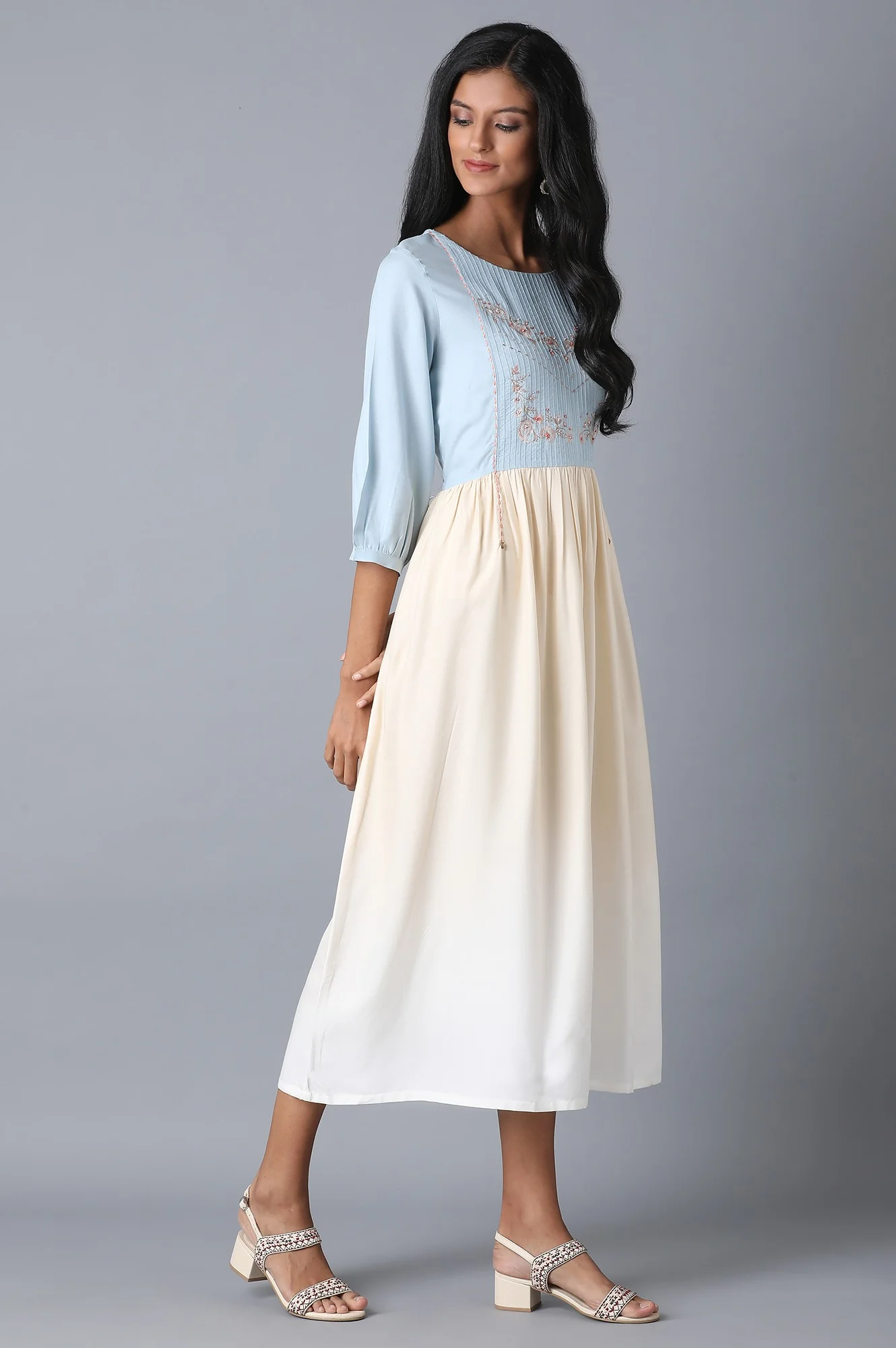 Blue and Ecru Dress with Pintucks - Image 4