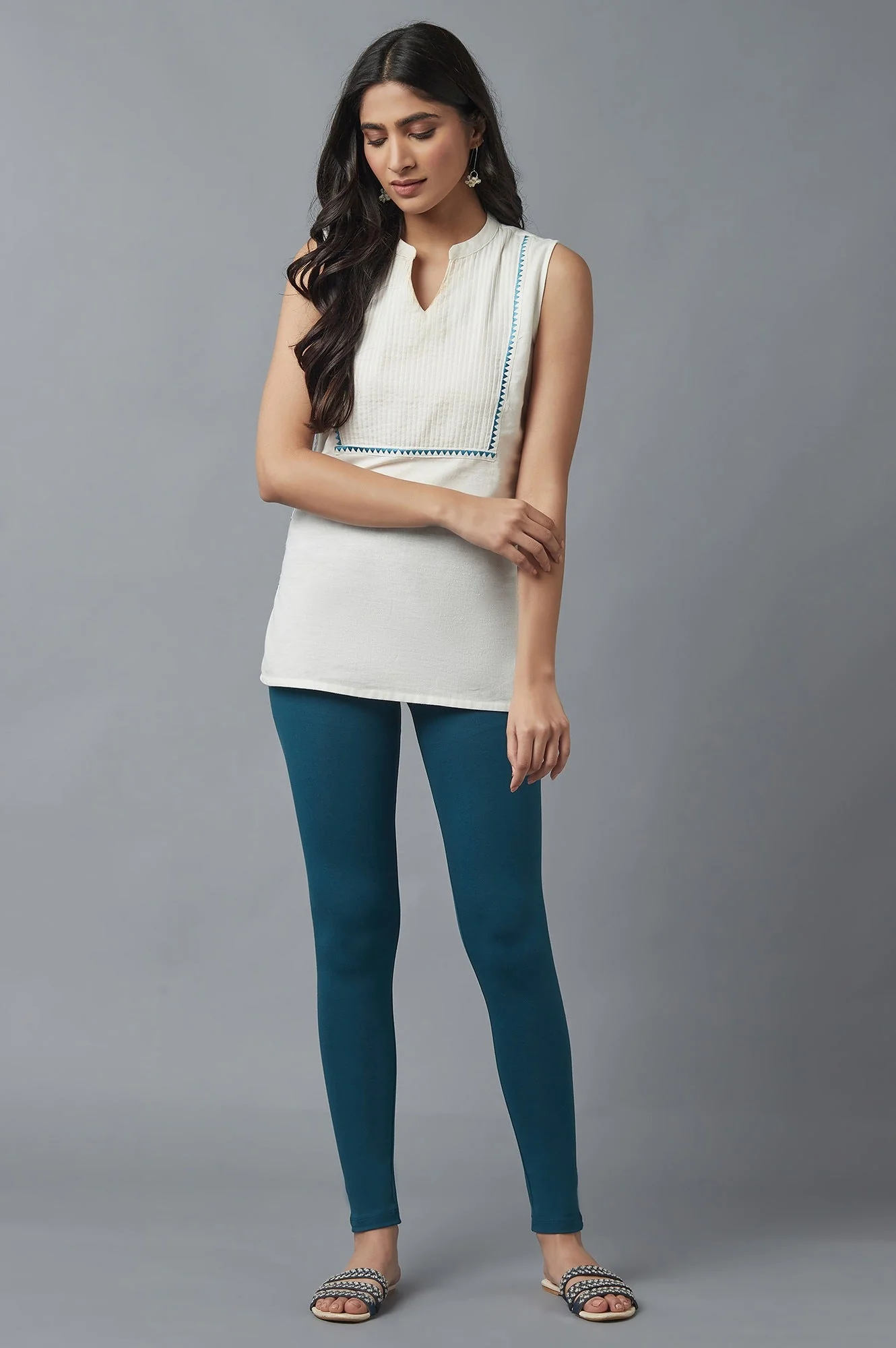 Teal Solid Skinny Fit Cotton Tights With Elasticated Waist - Image 5