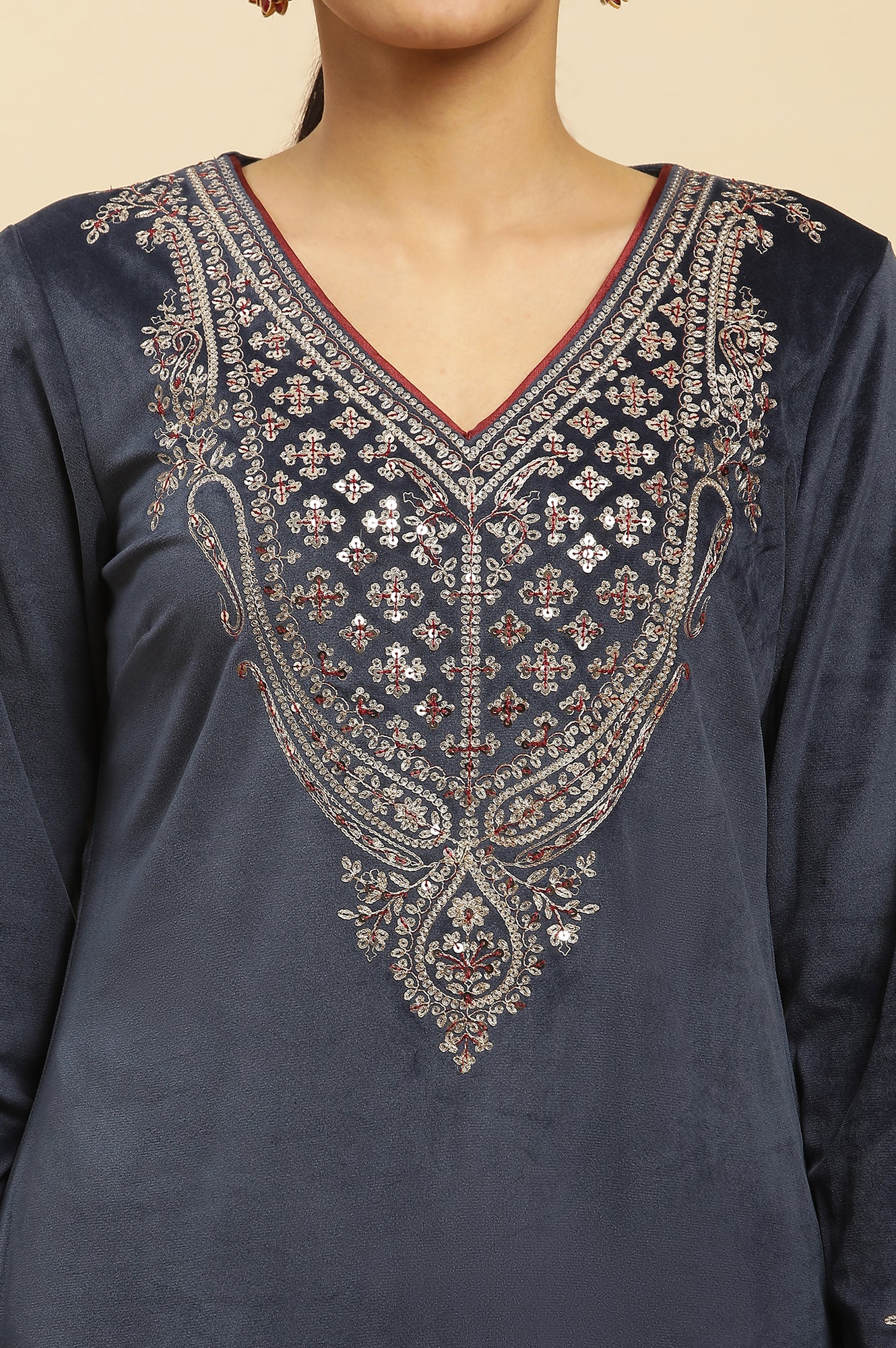 Blue Embroidered Flared Velvet Winter Kurta - Image 7