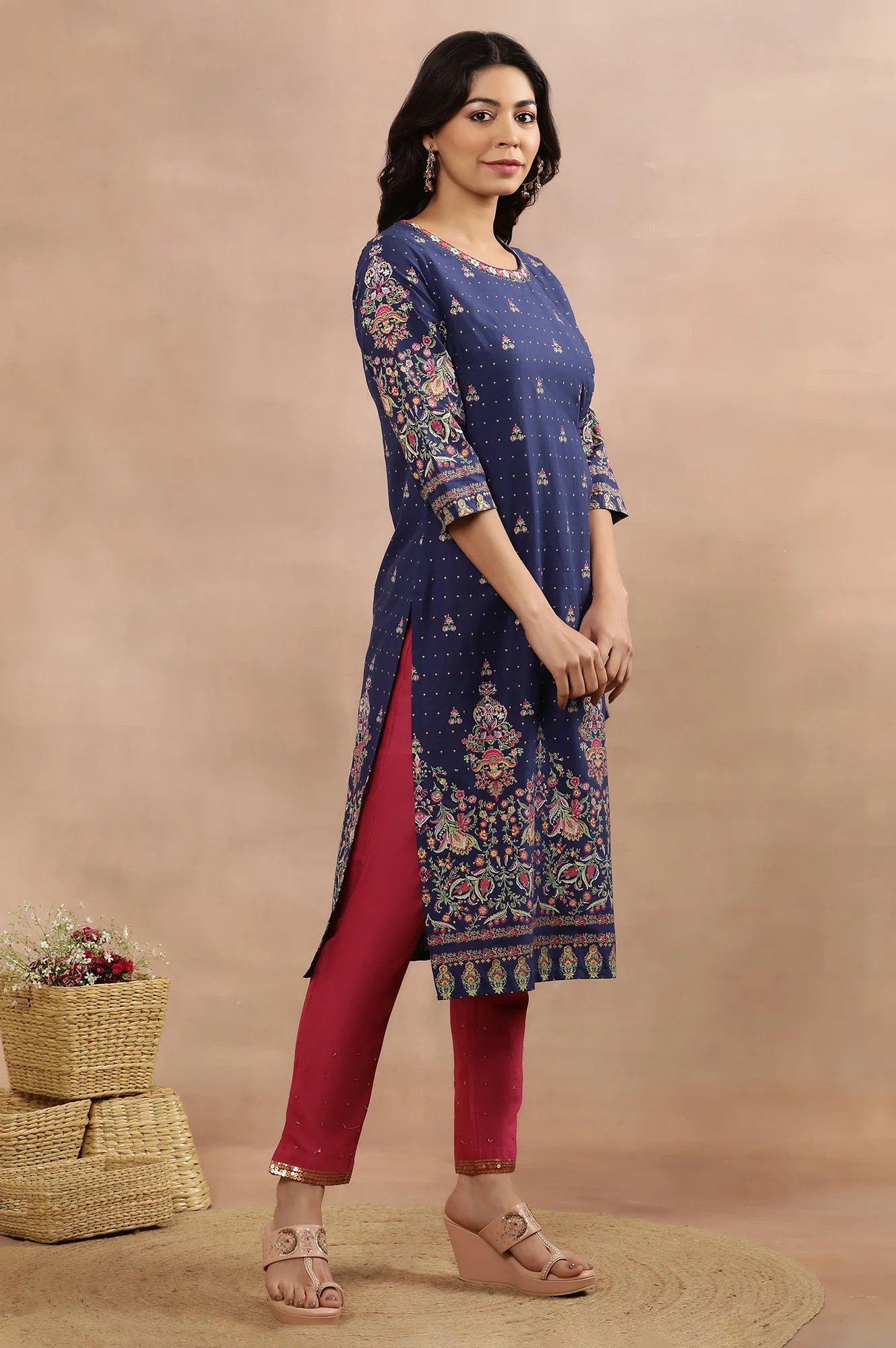 Blue Embroidered Kurta, Pants And Dupatta Set - Image 5
