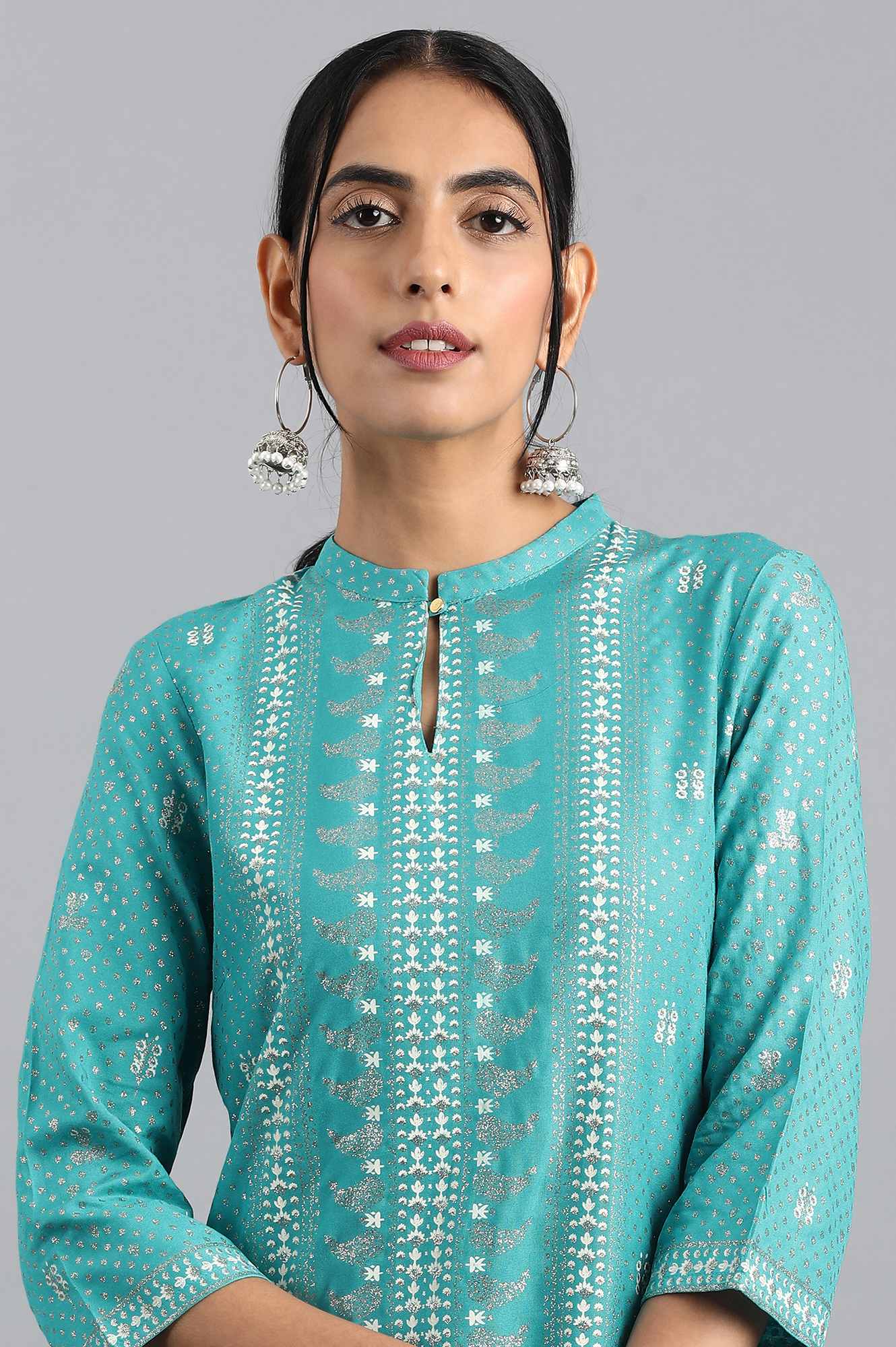 Blue Glitter Printed Keyhole Neck Straight Kurta - Image 6