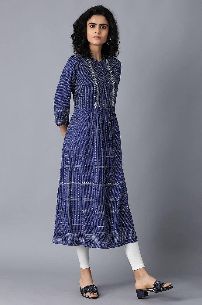 Blue Mandarin Neck Printed kurta - Image 4