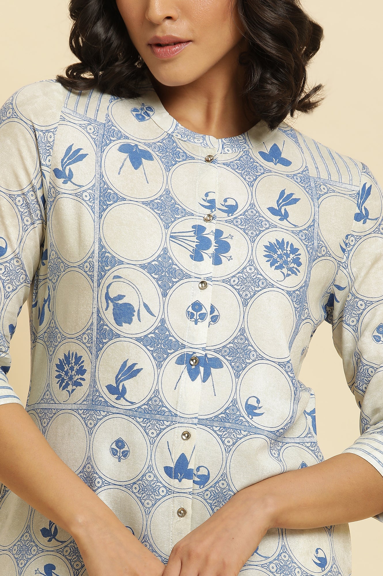 Blue Printed Kurta & Parallel Pants Set - Image 6
