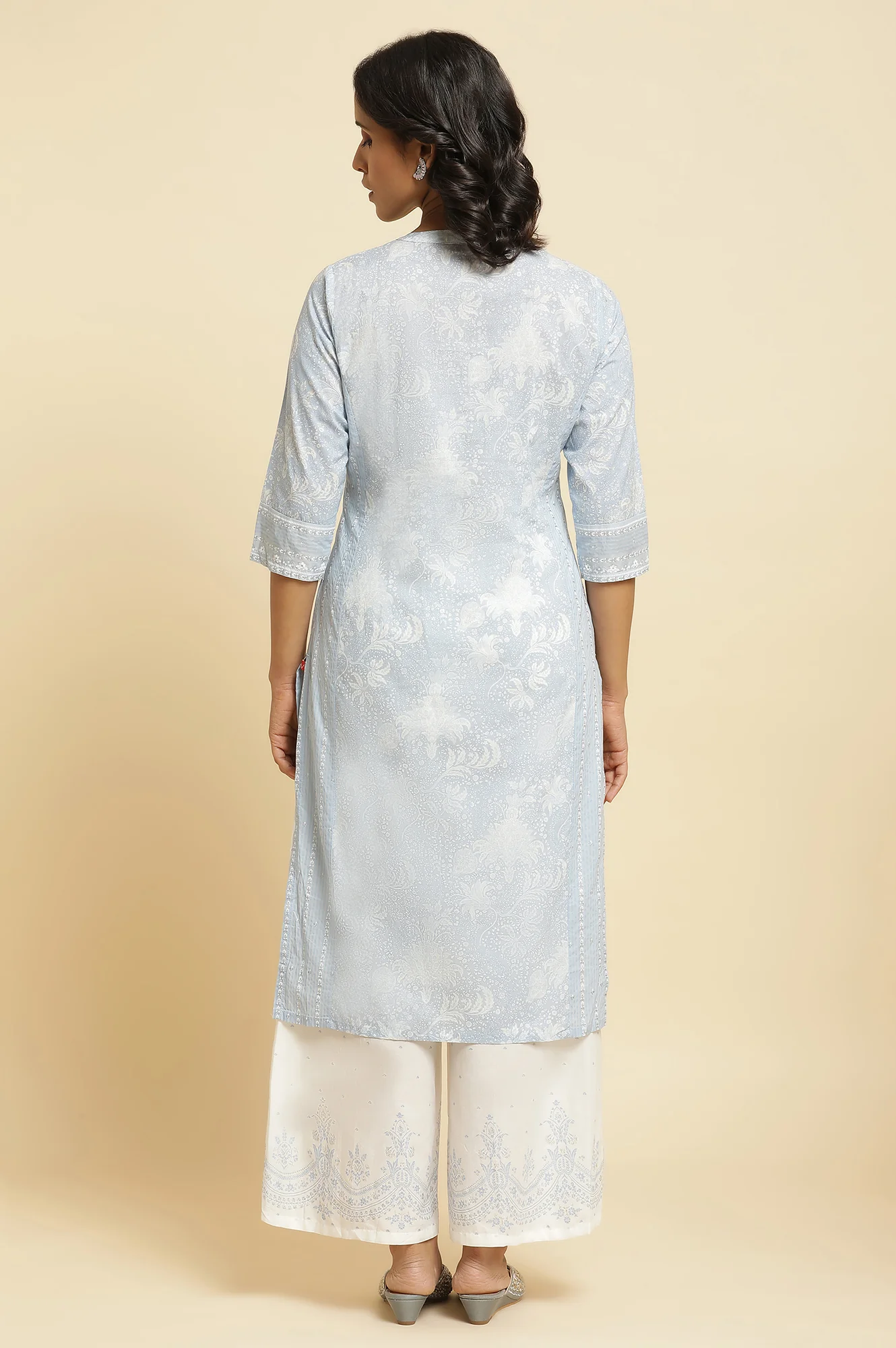 Blue Printed Kurta & Parallel Pants Set - Image 4