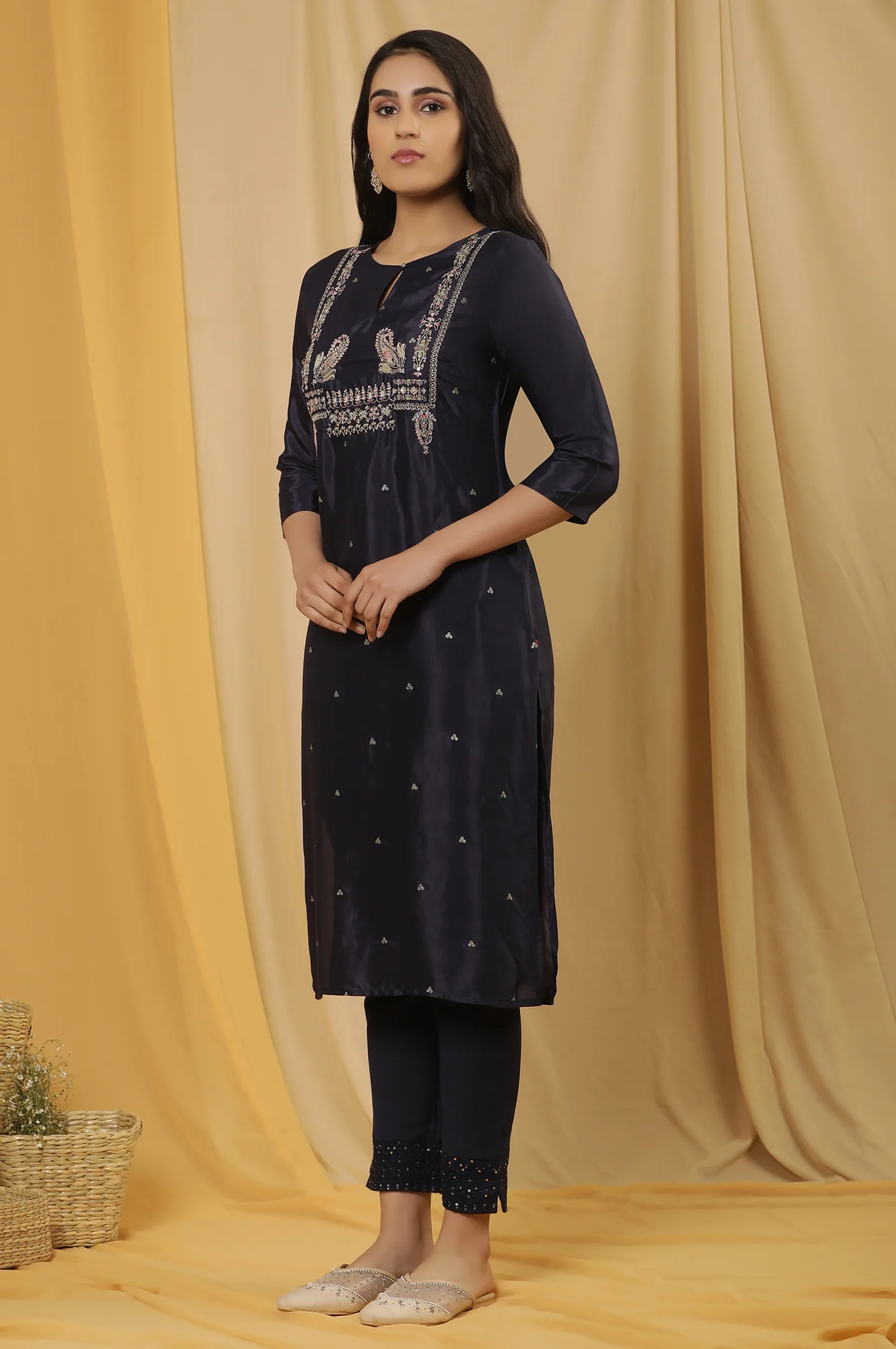 Blue Shantung Embroidered Kurta, Pants And Dupatta Set - Image 3