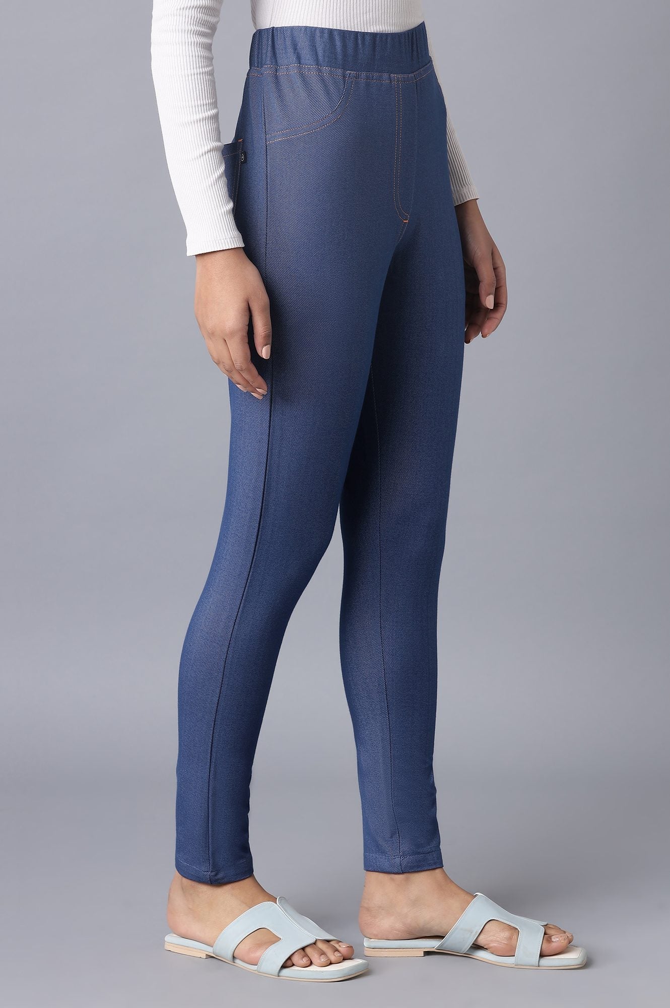 Blue Solid Skinny Fit Cotton Jeggings With Elasticated Waist - Image 4